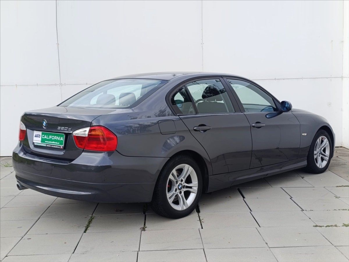 BMW Řada 3, 2,0 d 130kW Aut.klima Tempomat - fotka 6