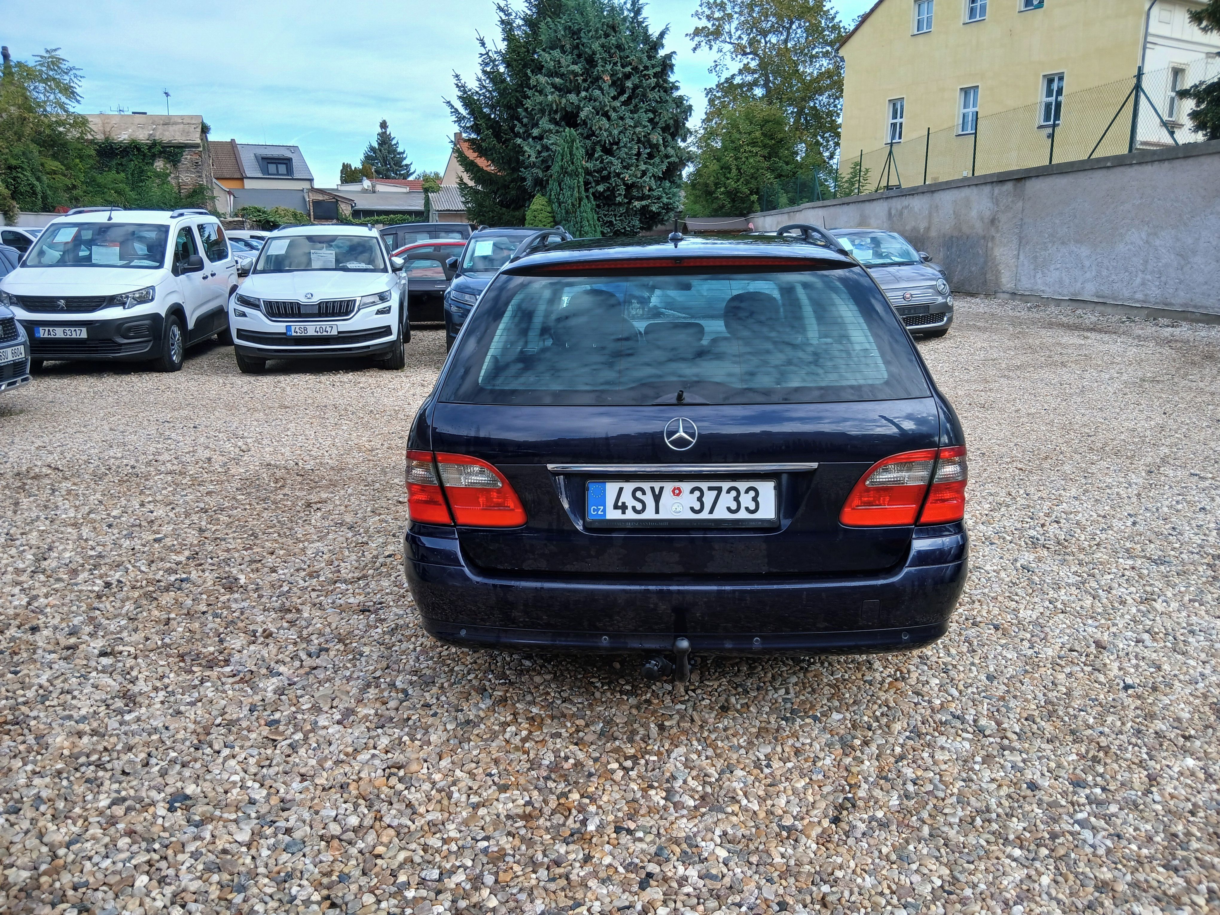 Mercedes-Benz Třídy E, E 220CDi 125KW Tažné, Klima - fotka 6