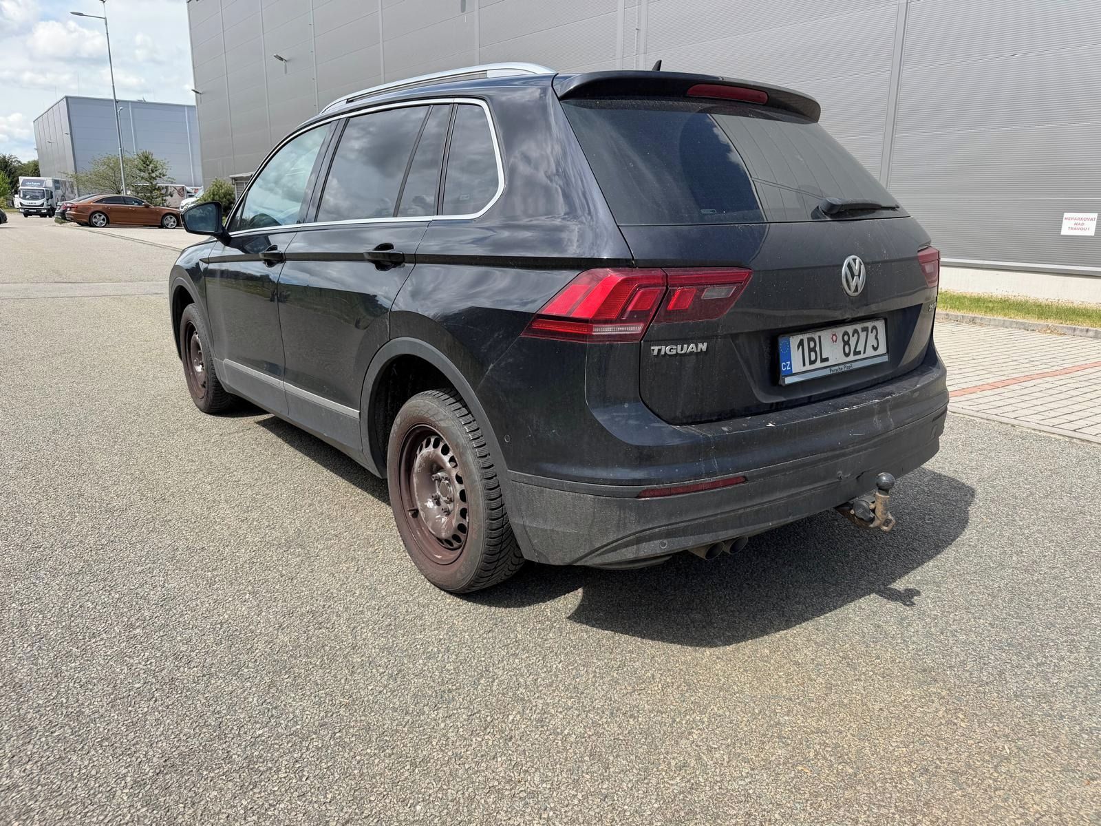 Volkswagen Tiguan - fotka 4
