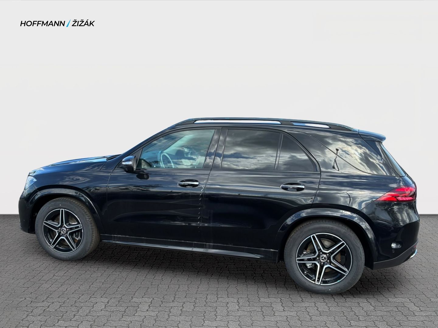 Mercedes-Benz GLE, 450 d 4MATIC Edition 140 Years - fotka 3