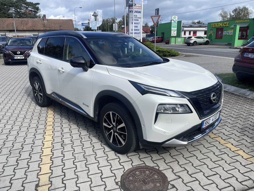 Nissan X-Trail, E-Power 213PS 4WD Tekna Plus