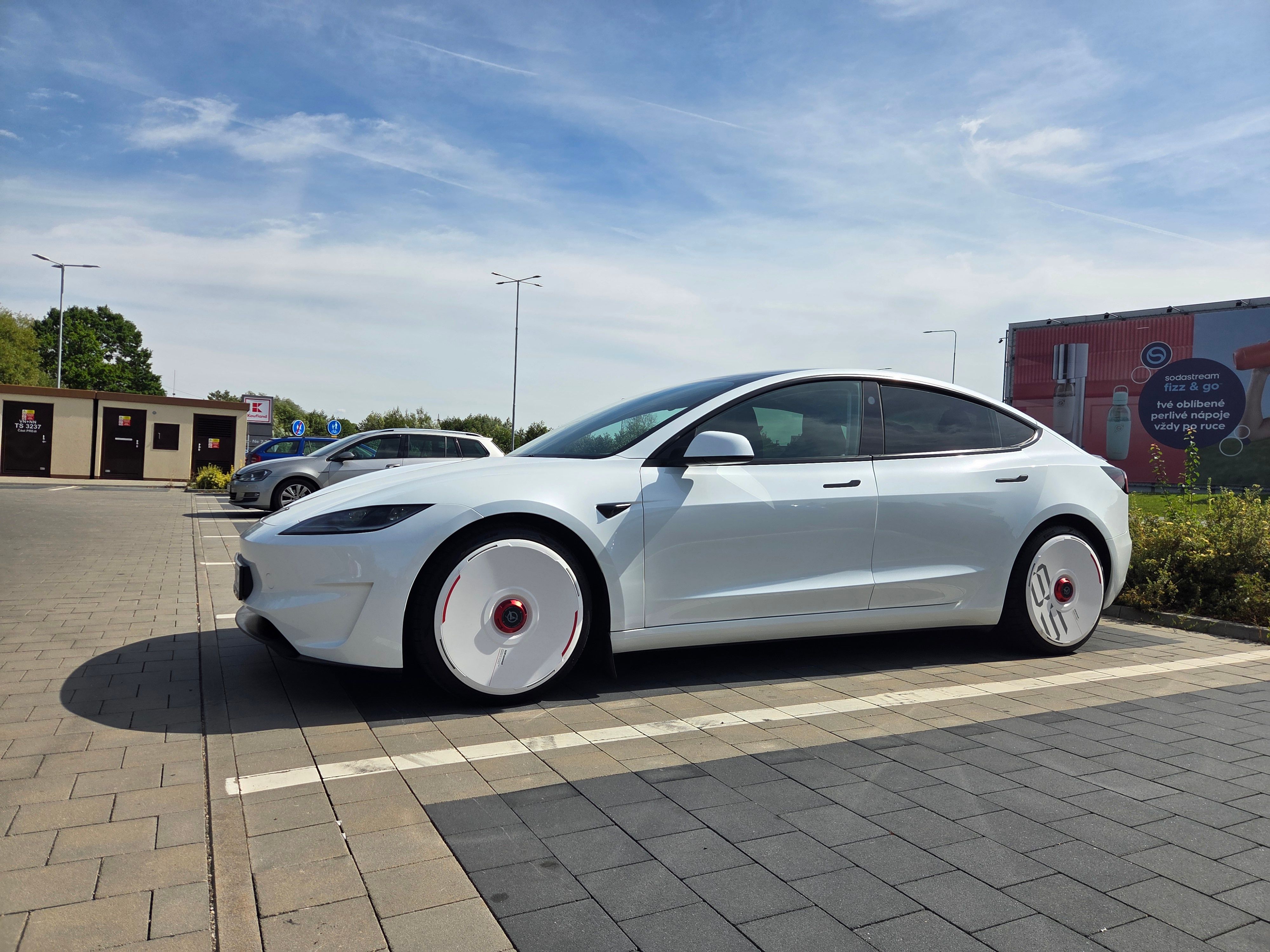 Tesla Model 3, Tesla Model 3 Performance FSD - fotka 5