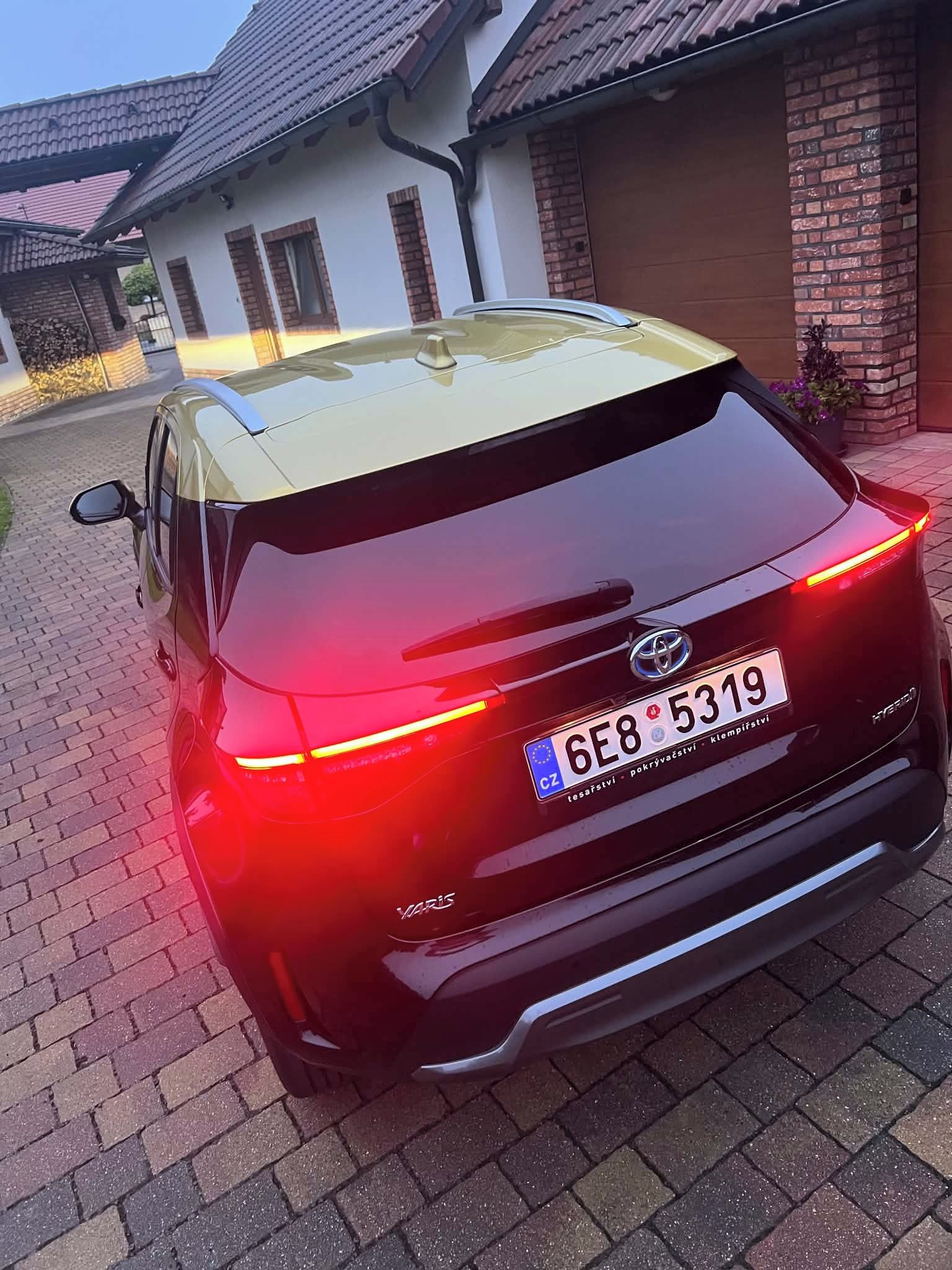 Toyota Yaris Cross, Hybrid, Top stav i výbava - fotka 2