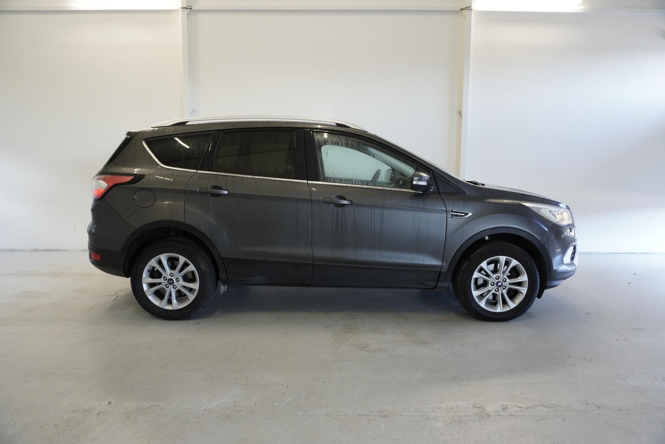 Ford Kuga, 2.0 TDCI TITANIUM AUTOMAT - fotka 4
