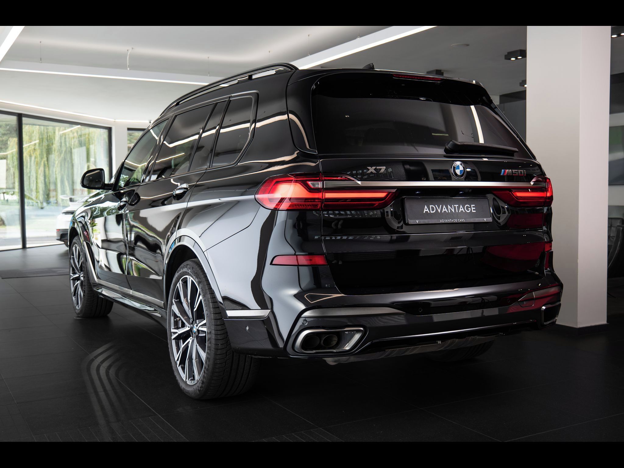 BMW X7, M50i/360/HarmanKardon/Pano - fotka 4