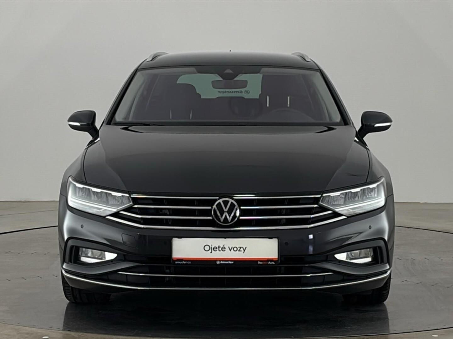 Volkswagen Passat, 2.0 TDI / 110 kW Elegance DSG - fotka 4