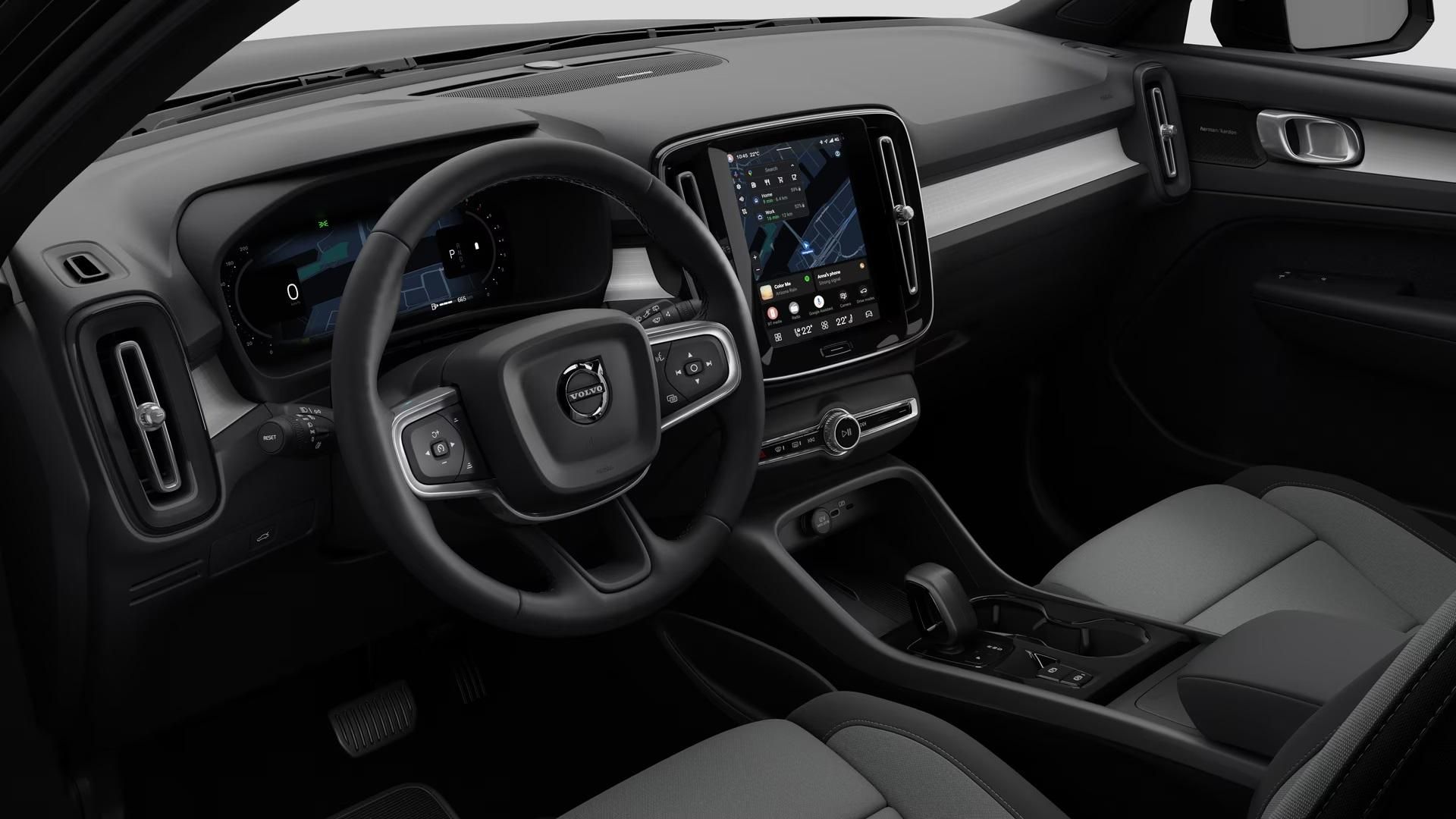 Volvo XC40, B4 AUT DARK PLUS - fotka 3