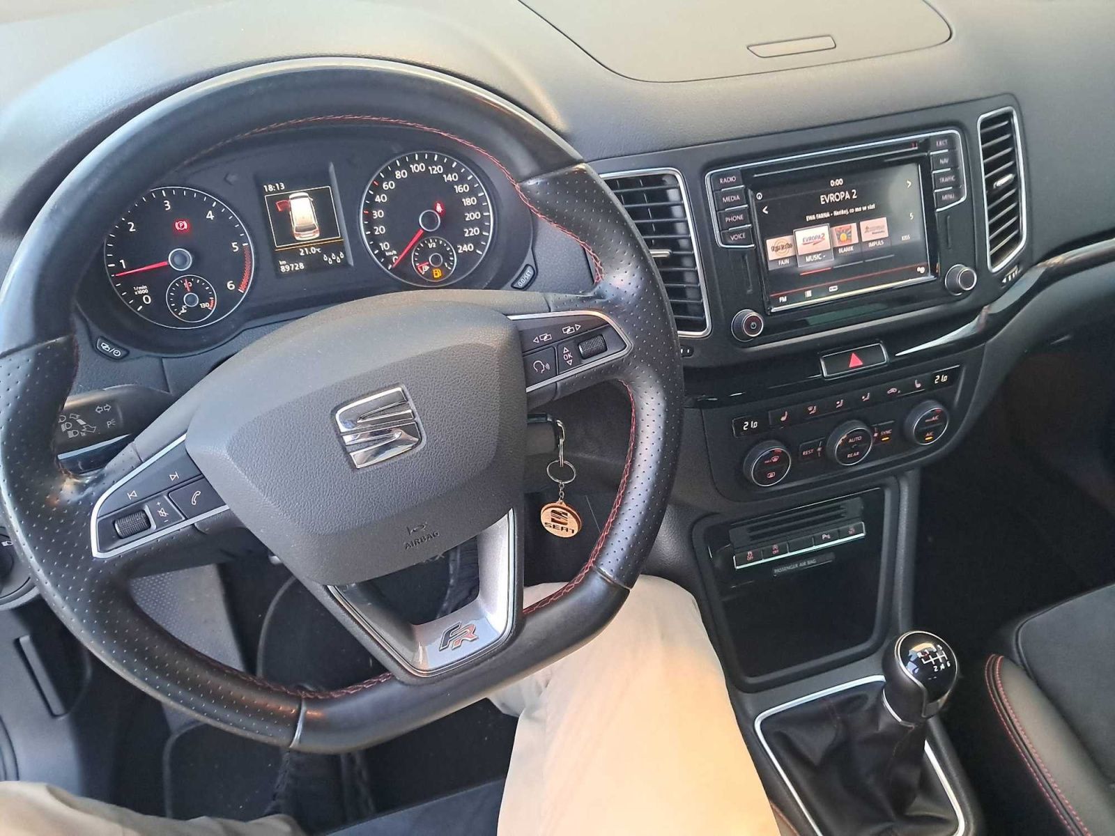 Seat Alhambra, 2.0 TDI, 7 míst, Serv.kniha - fotka 3