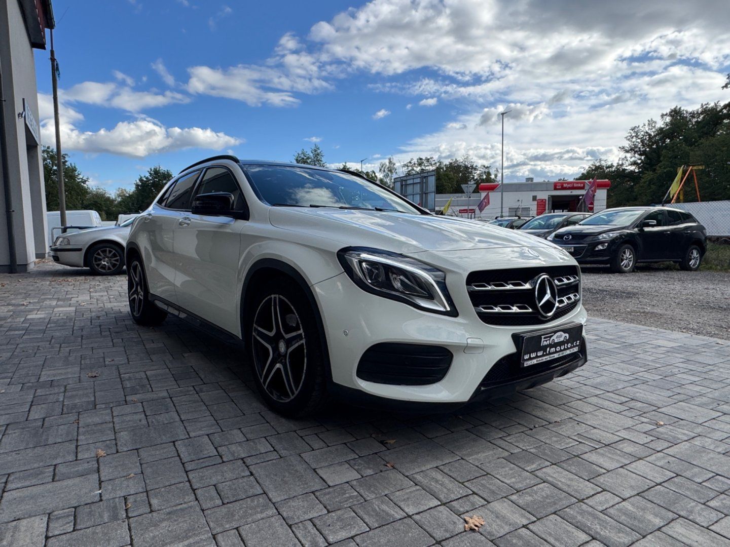 Mercedes-Benz GLA, 220CDI 4-MATIC AMG - fotka 4
