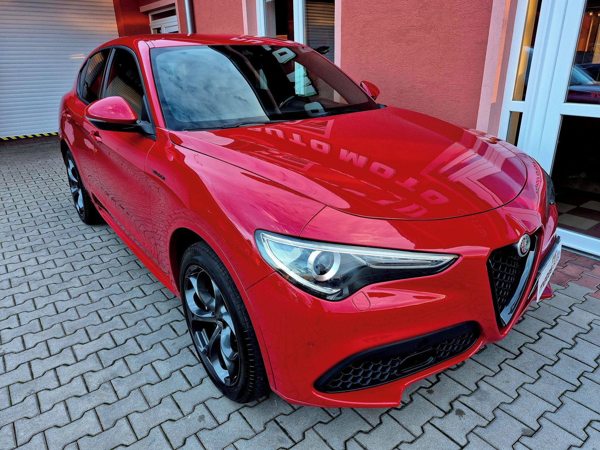 Alfa Romeo Stelvio, 2.0 206kw VELOCE Q4 - fotka 4