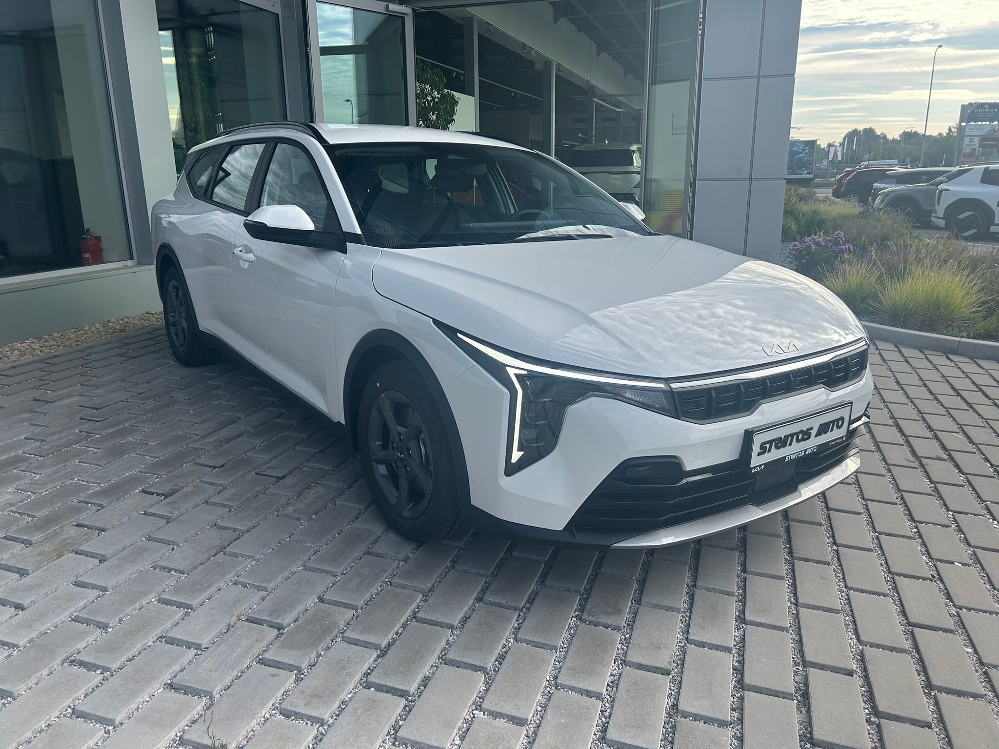 Kia K4, SW 1.0 T-GDi SPIN - fotka 3