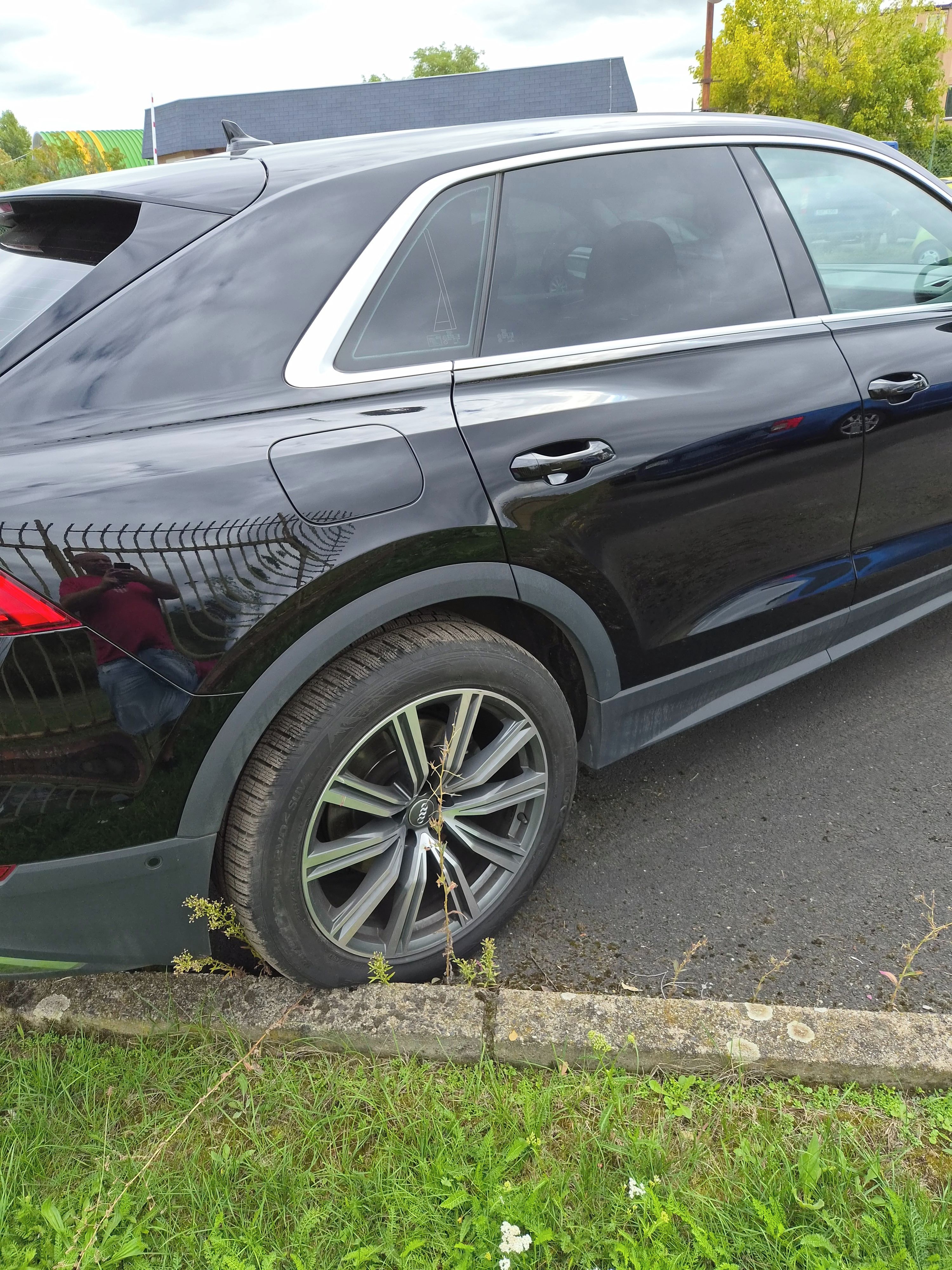 Audi Q8, 50TDi 210kw 3,0TDi quatro - fotka 4