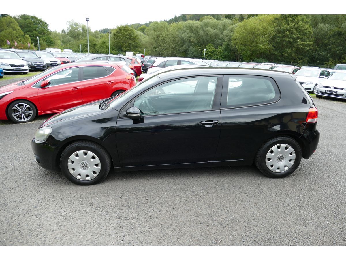Volkswagen Golf, 1,6TDI 77KW DIGI-KLIMA - fotka 3
