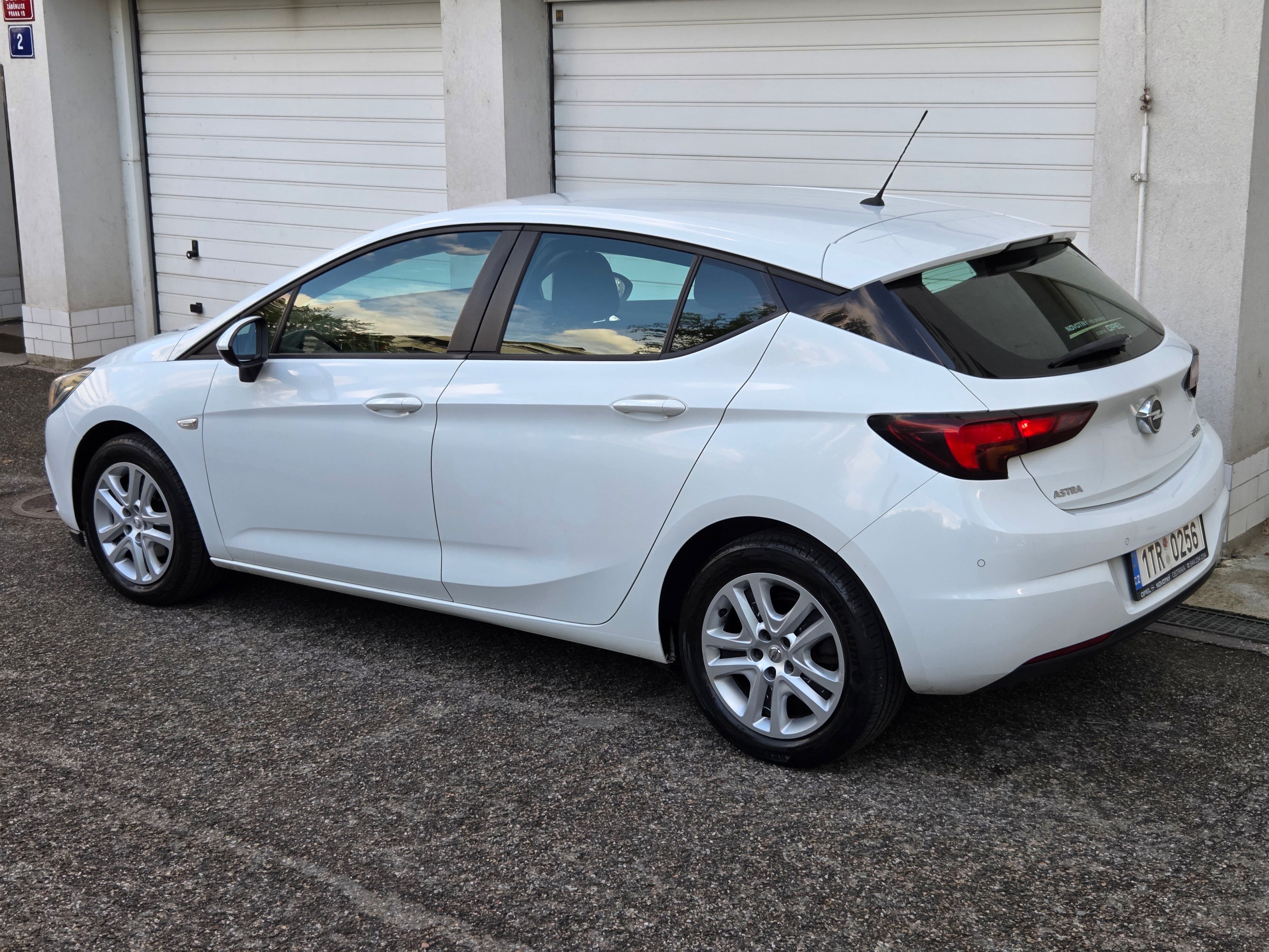 Opel Astra, 1.4 Turbo 92Kw 1.maj Odp DPH - fotka 4