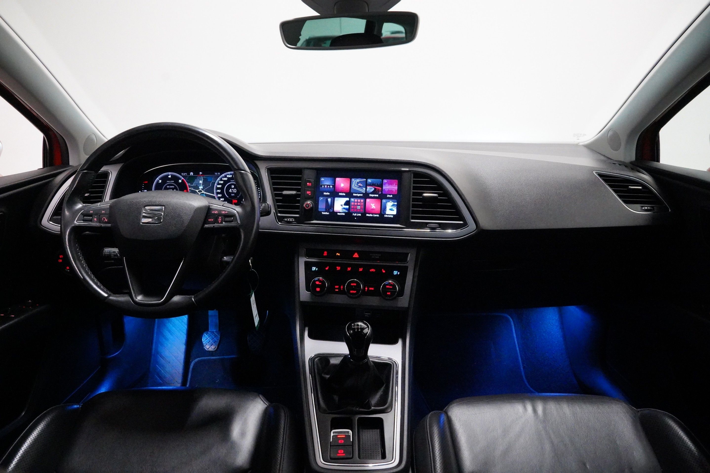 Seat Leon, 1,6 TDi 85kW - fotka 6