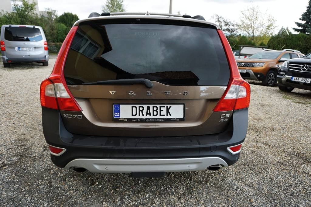 Volvo XC70, SUMMUM 2,4 D5 158 kW - fotka 6