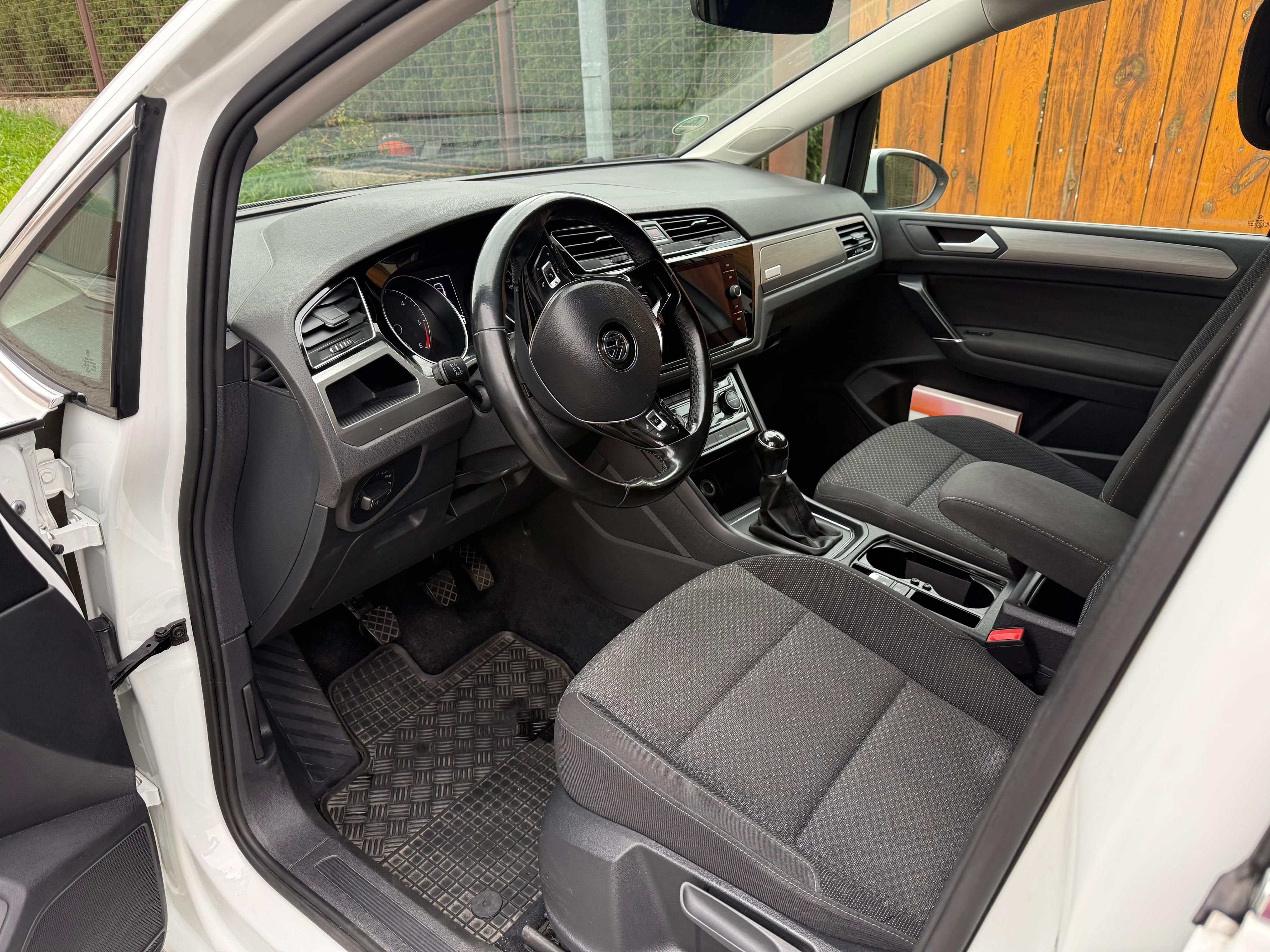 Volkswagen Touran, VW Touran - fotka 6