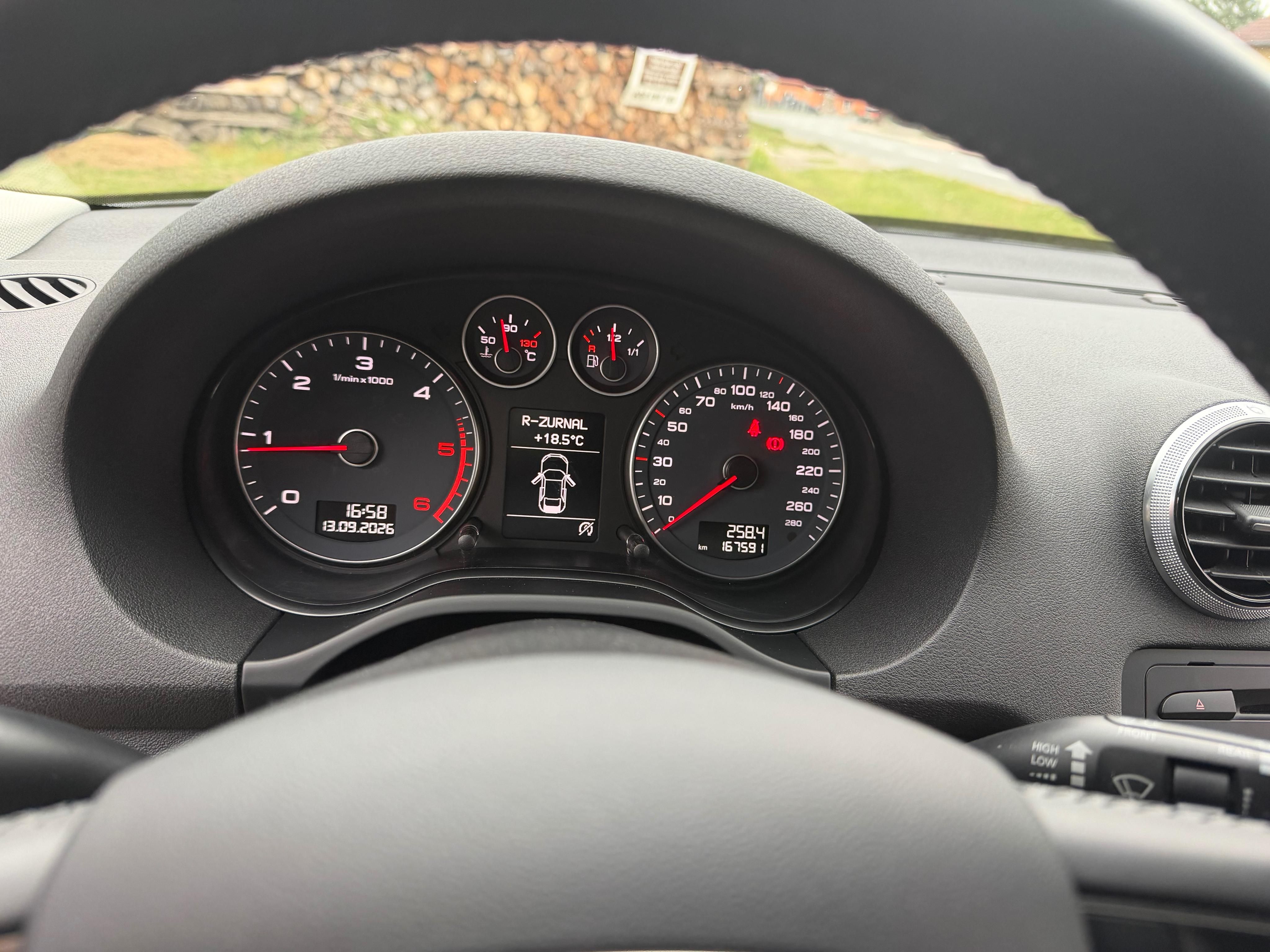 Audi A3, 1.6 TDI - fotka 3
