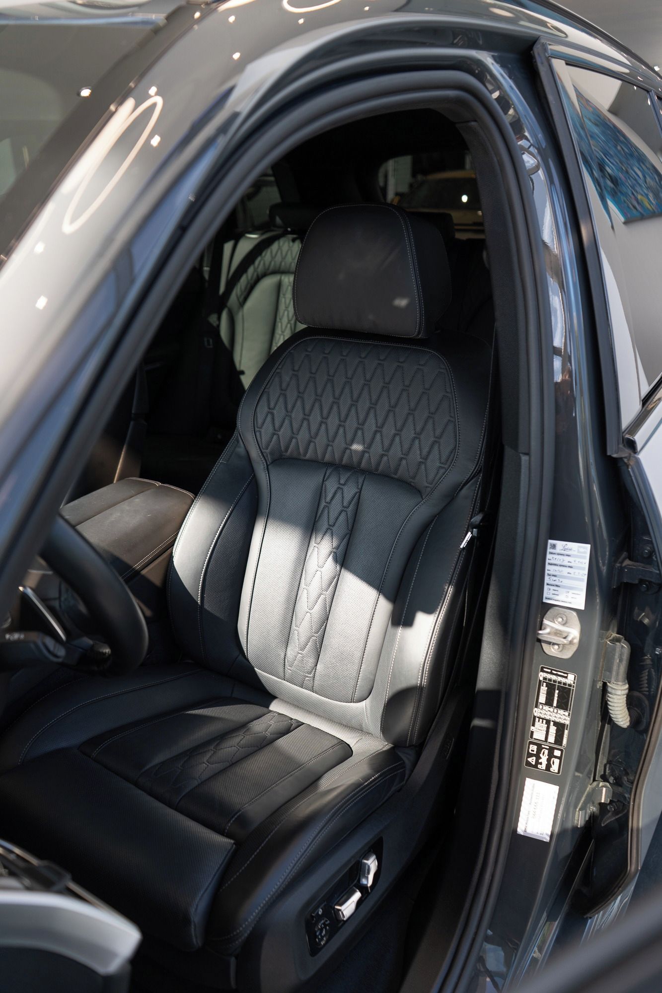 BMW X5, xDrive40i - fotka 4