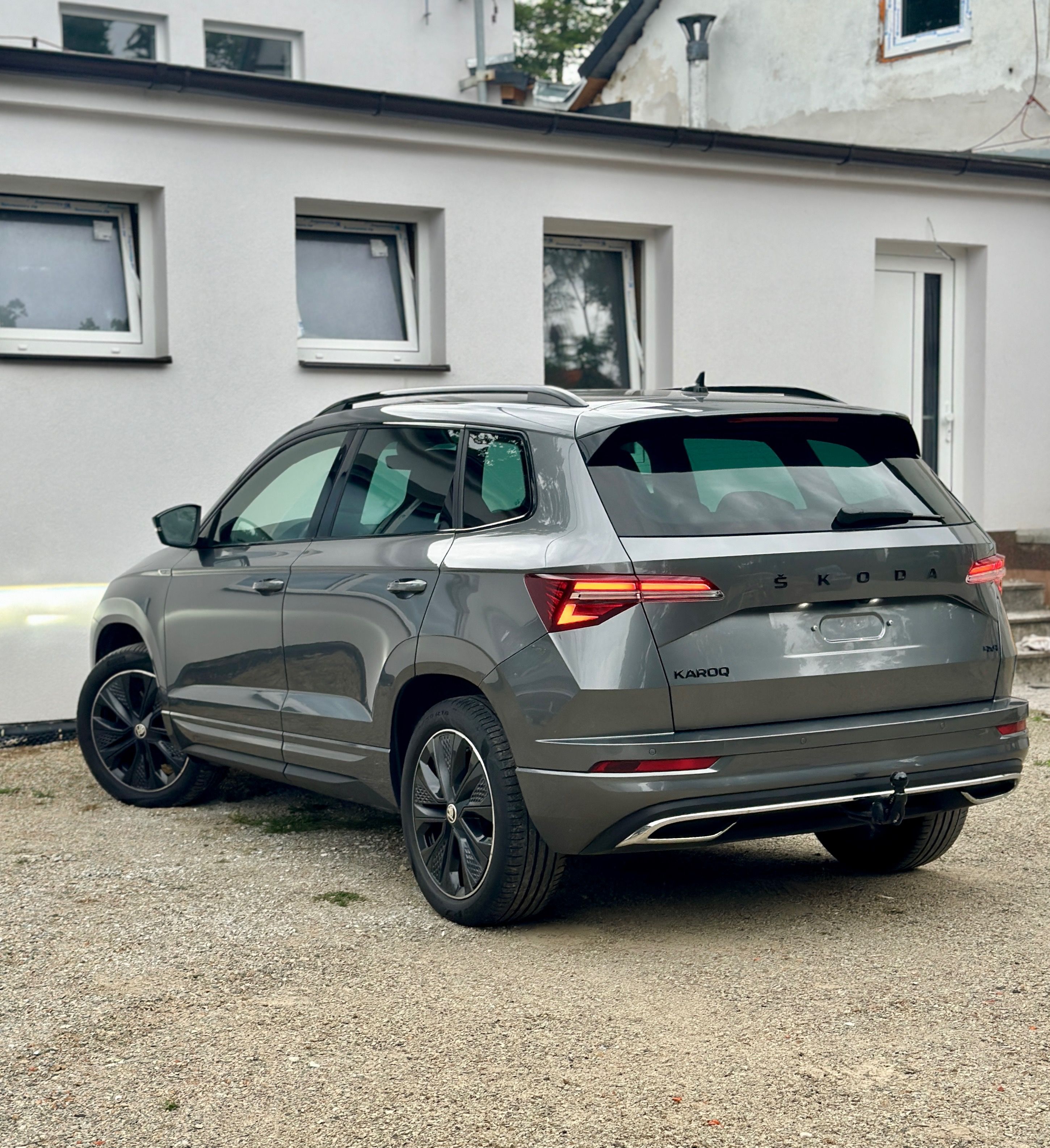 Škoda Karoq, 2.0TDi 110kW Sportline 4x4 DCC - fotka 6