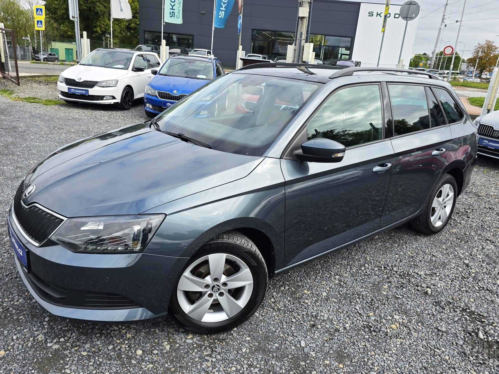 Škoda Fabia, 1.2TSI NAVI 100% STAV 1Majitel - fotka 2