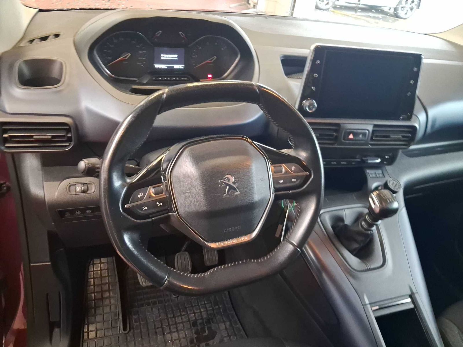 Peugeot Rifter, 1.5 BlueHDi, Allure, 5Míst - fotka 3