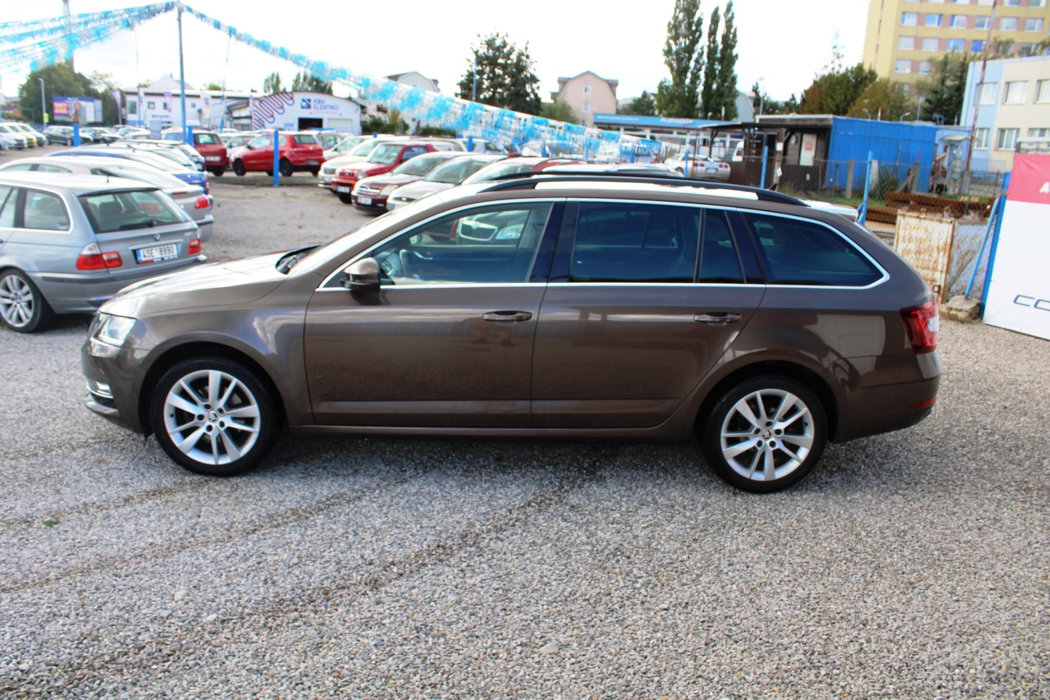 Škoda Octavia, 1,4TSI KLIMA EL.OKNA TEMPOMAT - fotka 4