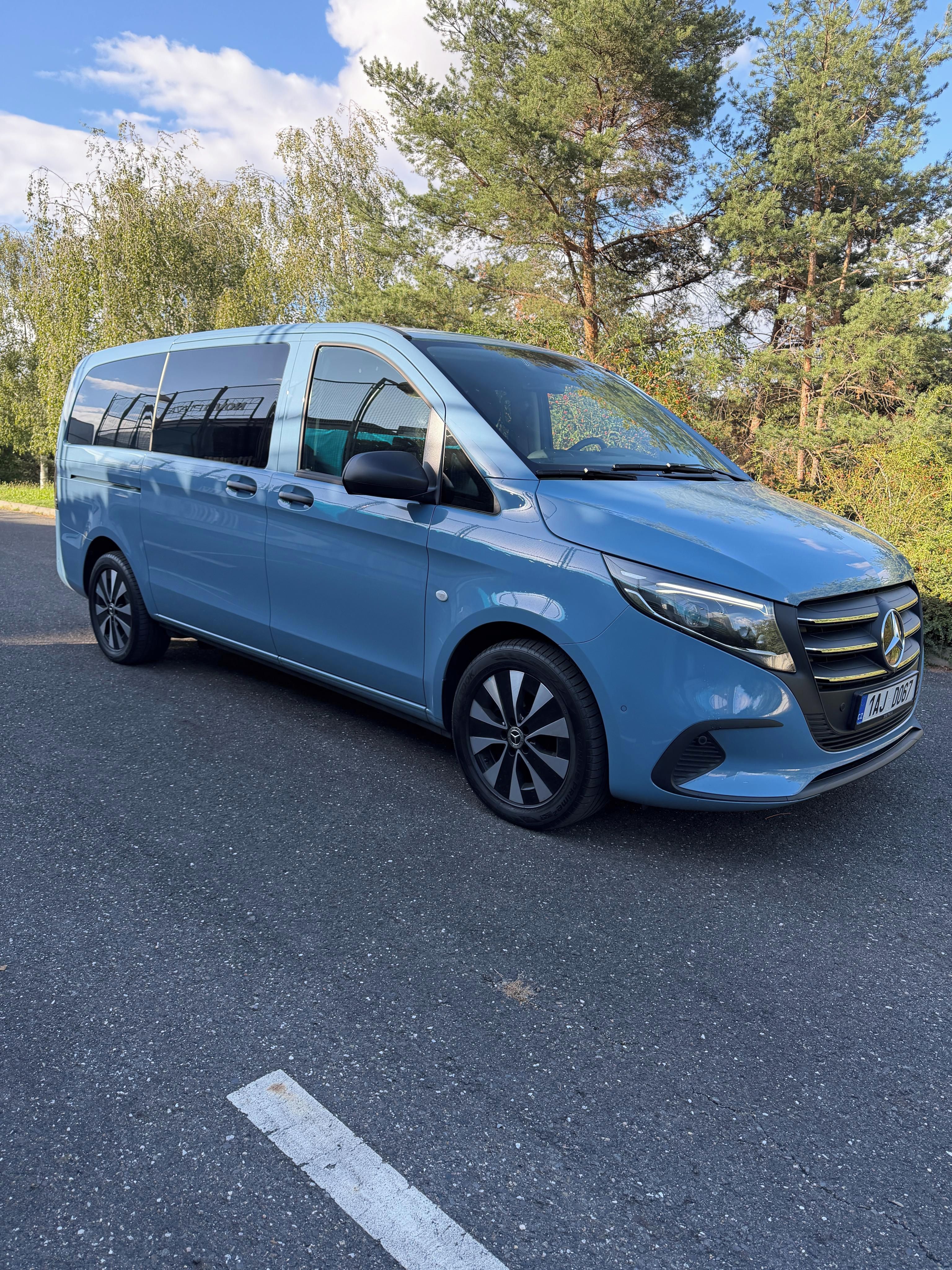 Mercedes-Benz Vito, Tourer Select L, 114 kW CDI - fotka 3