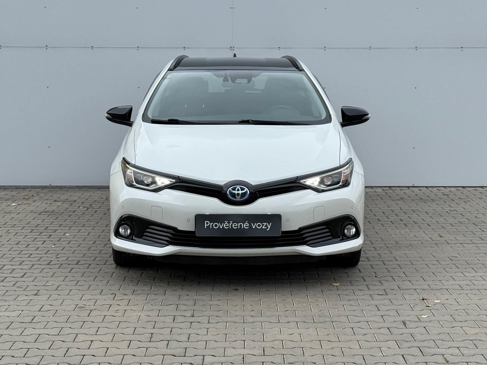 Toyota Auris, 1.8 HSD e-CVT Selection - fotka 4