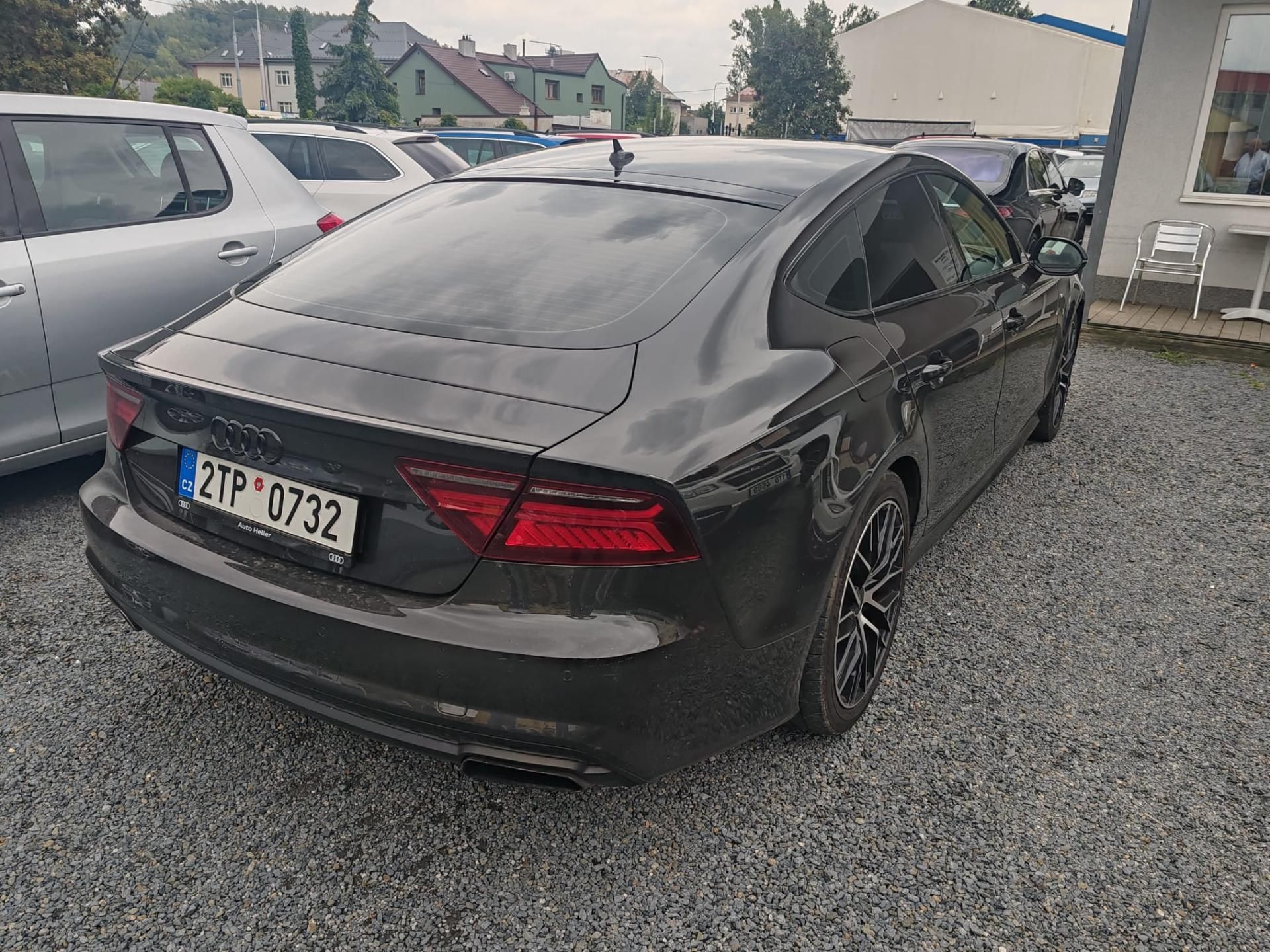 Audi A7, 3.0 BiTDI V6 DSG S-Line Tz - fotka 4