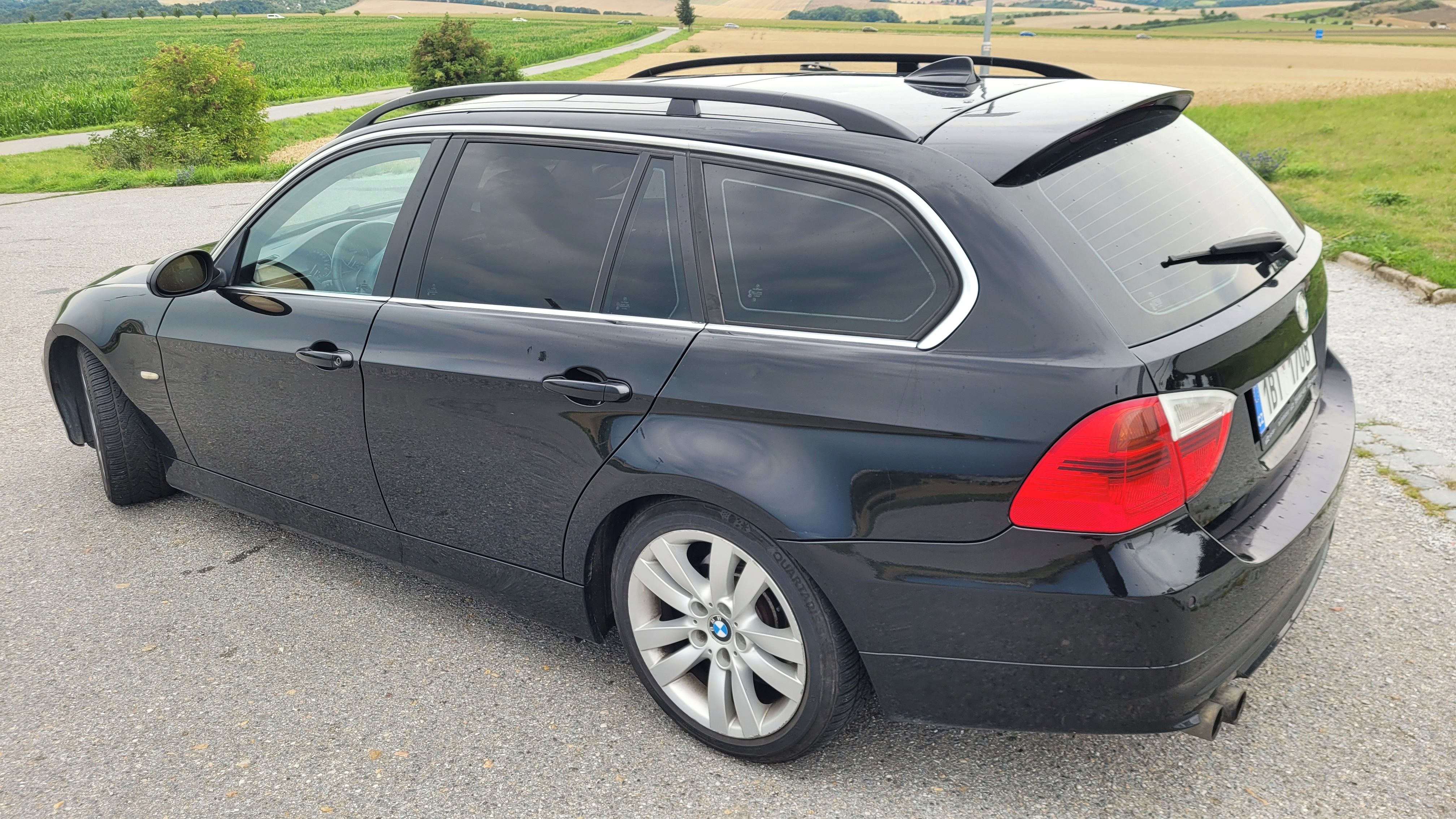 BMW Řada 3, BMW 325i Touring E91 2.5 160 k - fotka 3