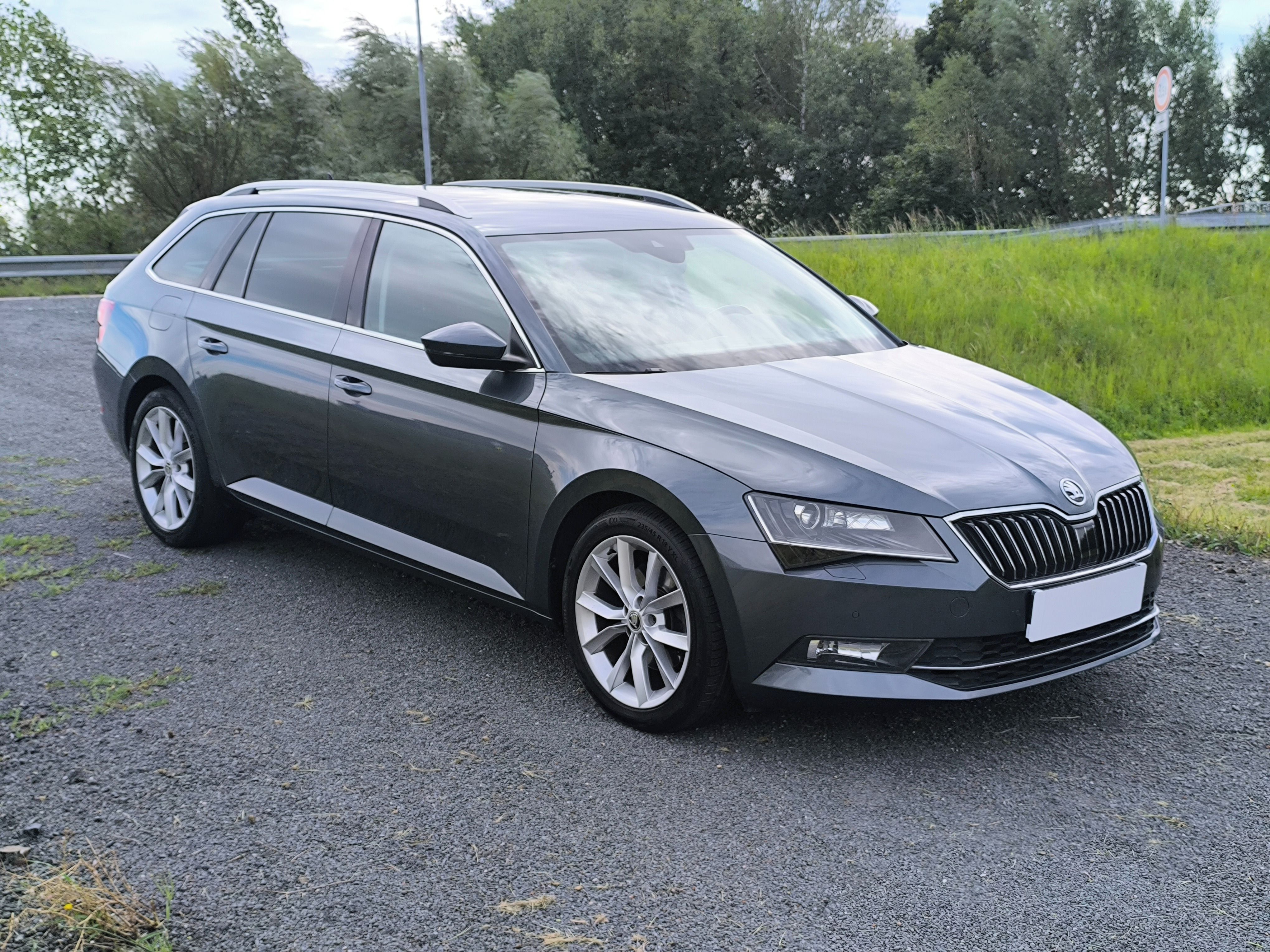 Škoda Superb, DSG 2.0TDI 110kW NOVÉ ROZVODY - fotka 3