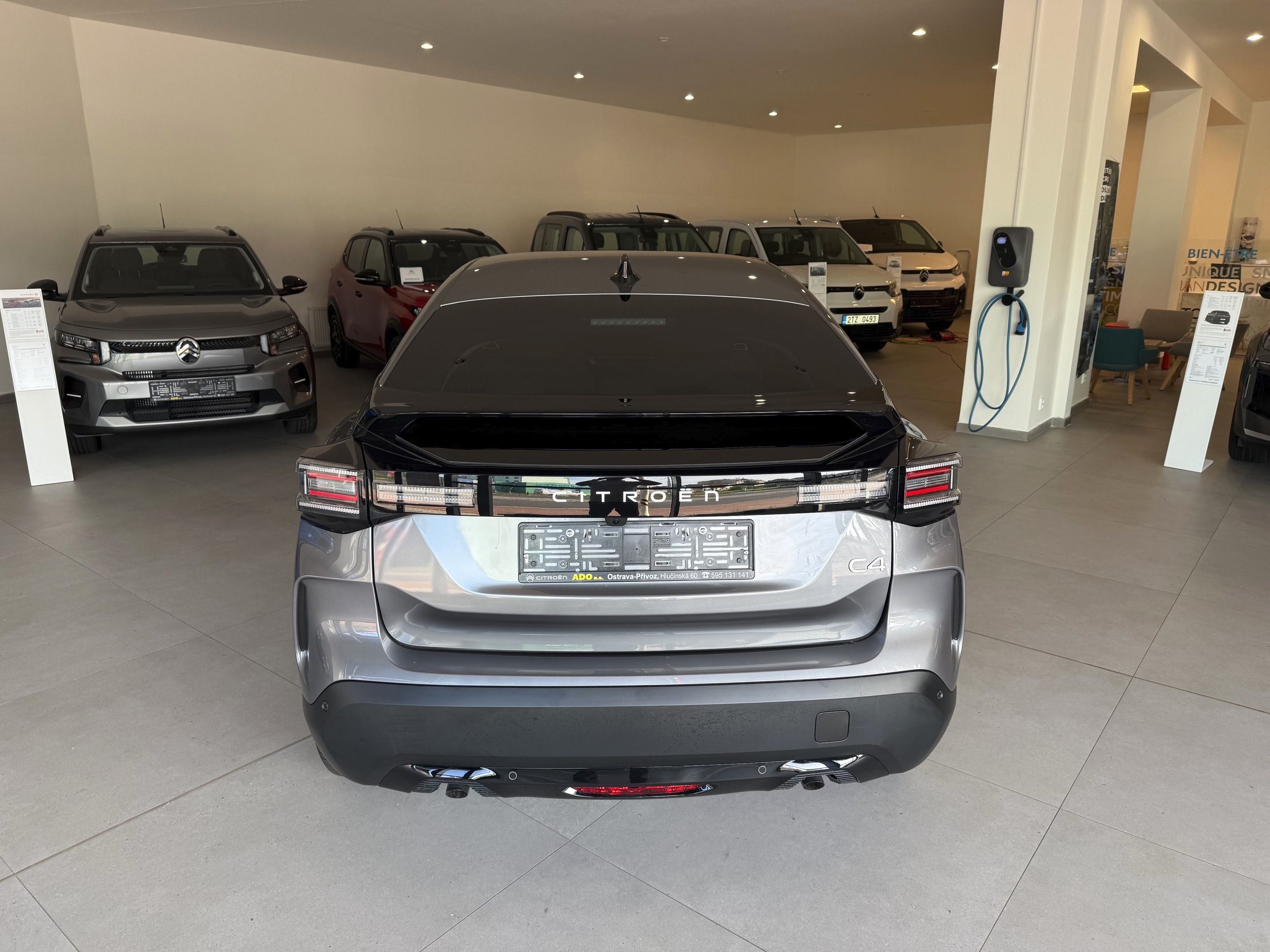 Citroën C4 - fotka 6