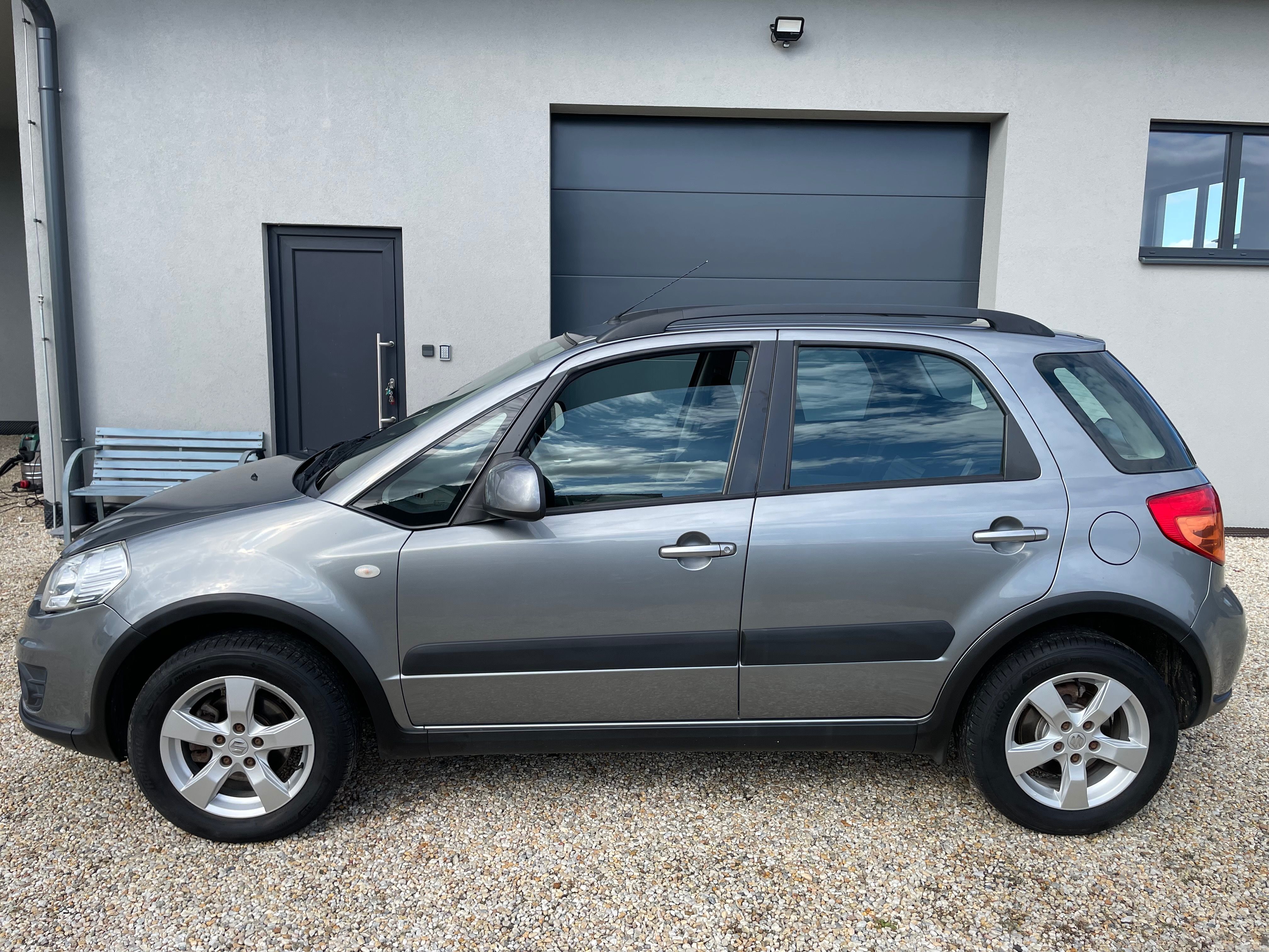 Suzuki SX4, 4X4 11/2012 - fotka 2