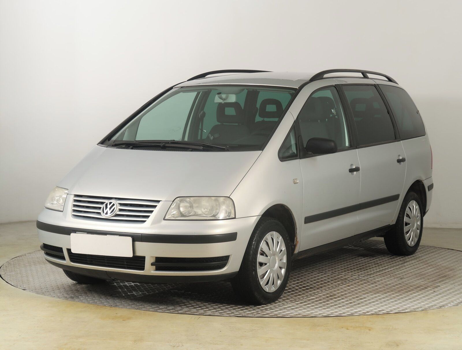 Volkswagen Sharan, 1.9 TDI , 7 míst, Tažné - fotka 2