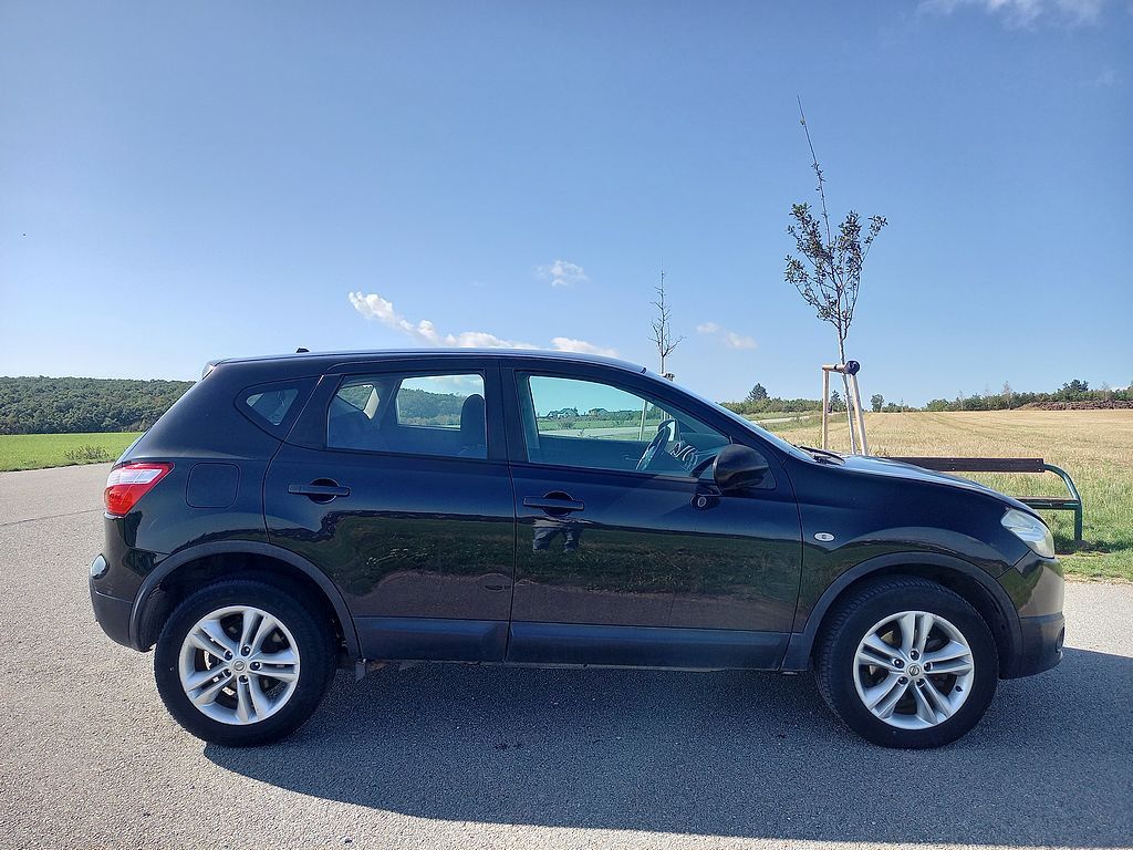Nissan Qashqai, 1,6DCi 96kW digiklima-navigace - fotka 6