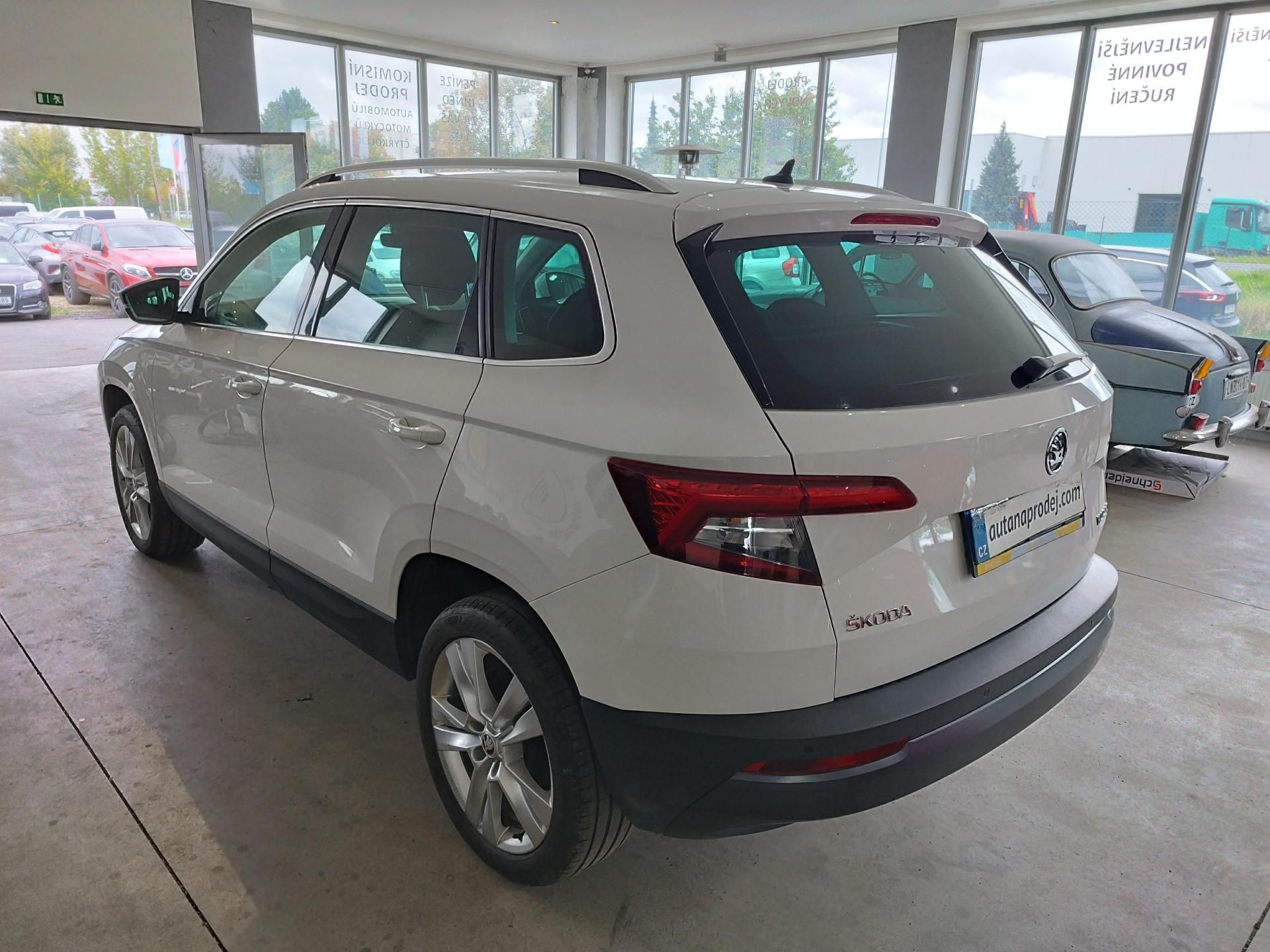 Škoda Karoq, 1,6TDi 85KW DSG LED NAVI ALU - fotka 6