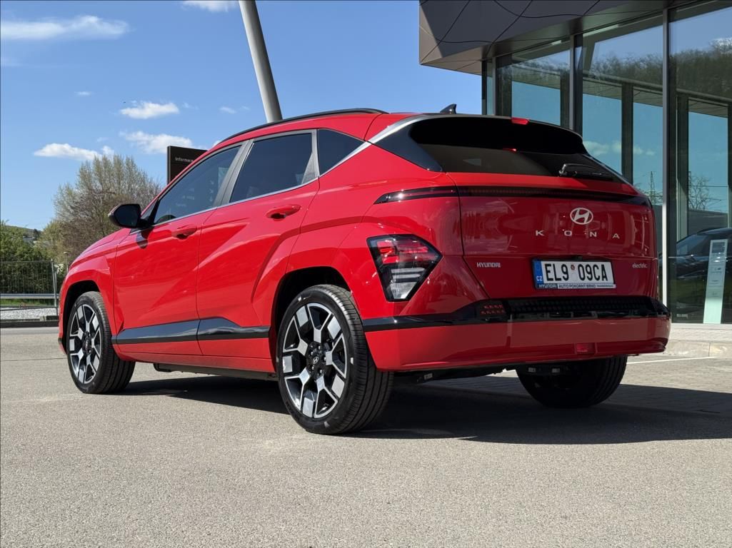 Hyundai Kona, Power 65kWh  Style Premium - fotka 2