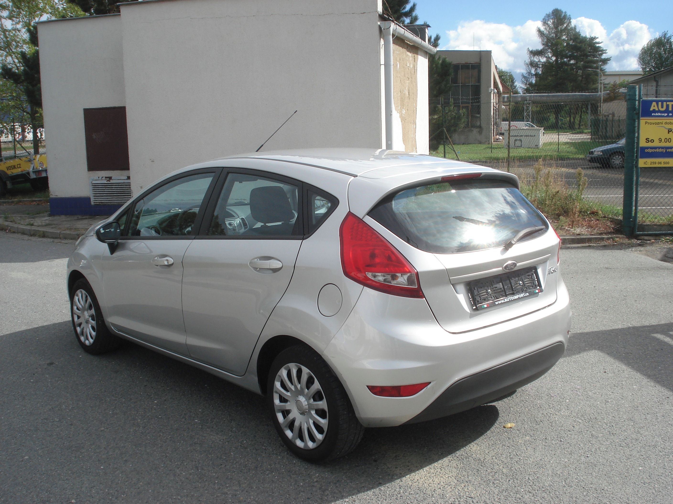 Ford Fiesta, 1.2 i KLIMA 60KW - fotka 3