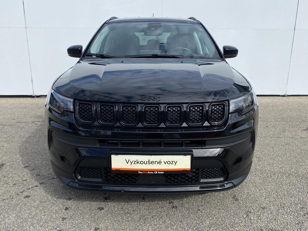 Jeep Compass, 1,5 e-Hybrid Night Eagle 96 kW - fotka 5