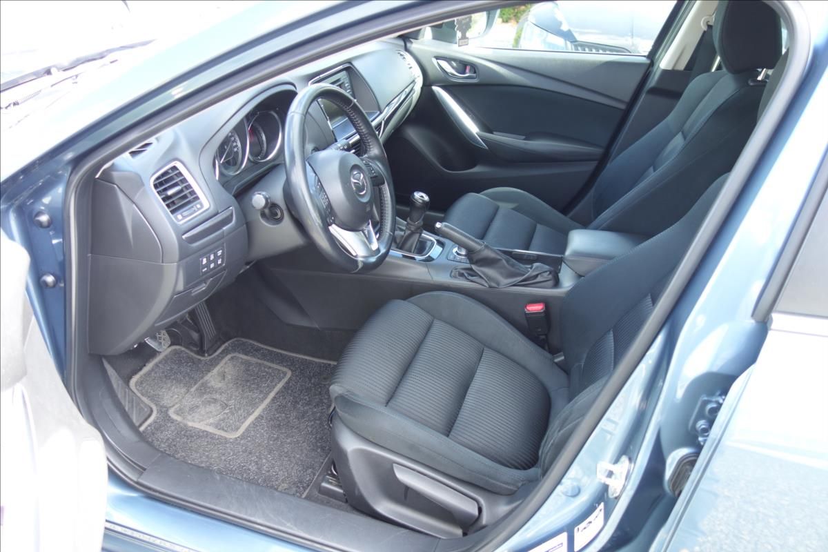 Mazda 6, 2,2 D 110KW, SERVISNÍ KNIHA. - fotka 5
