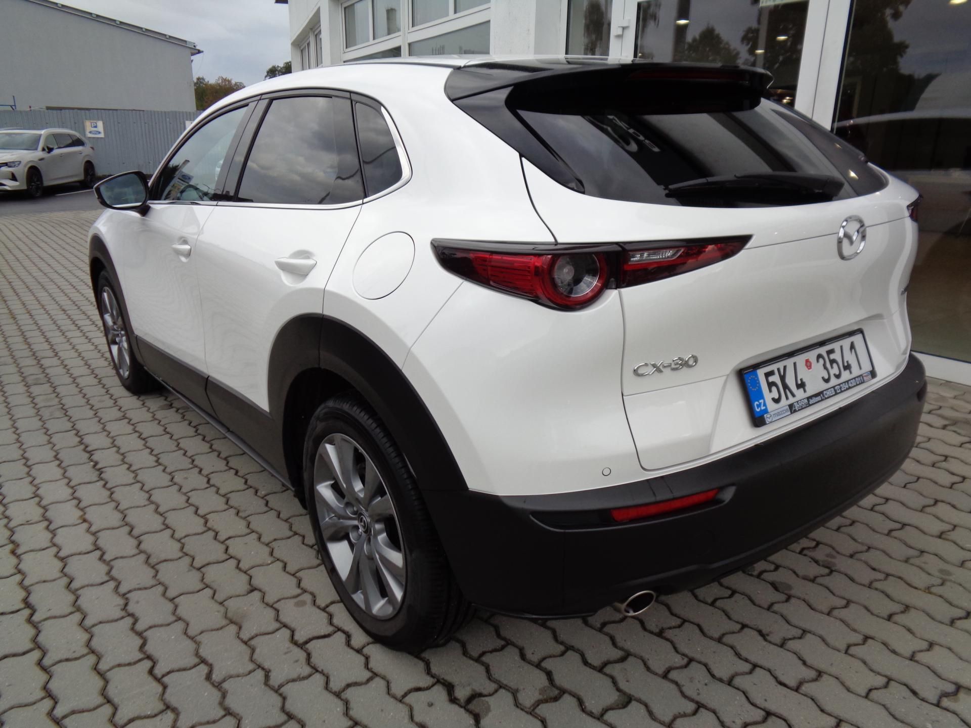 Mazda CX-30, 2,5 140PS C-line,p.Styl,Z.PNEU - fotka 4