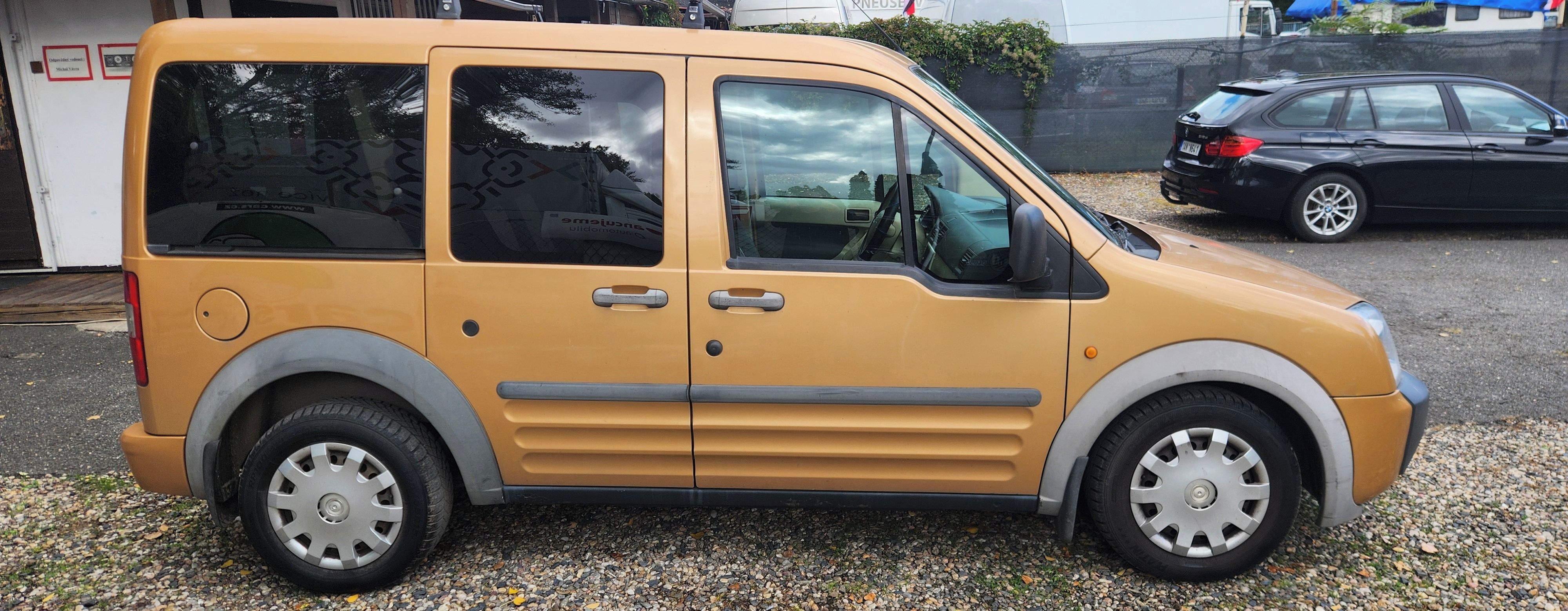 Ford Tourneo Connect, 1.8TDCI GLX - fotka 5