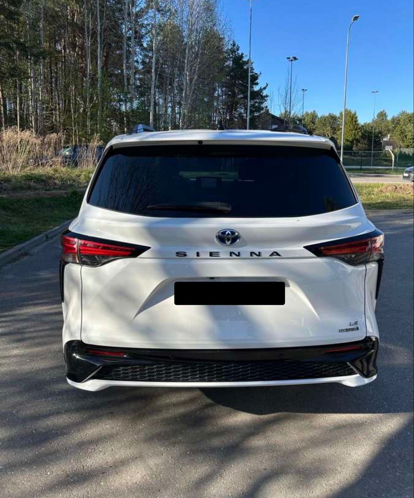 Toyota Sienna, 2.5L LE 8Mist - fotka 6