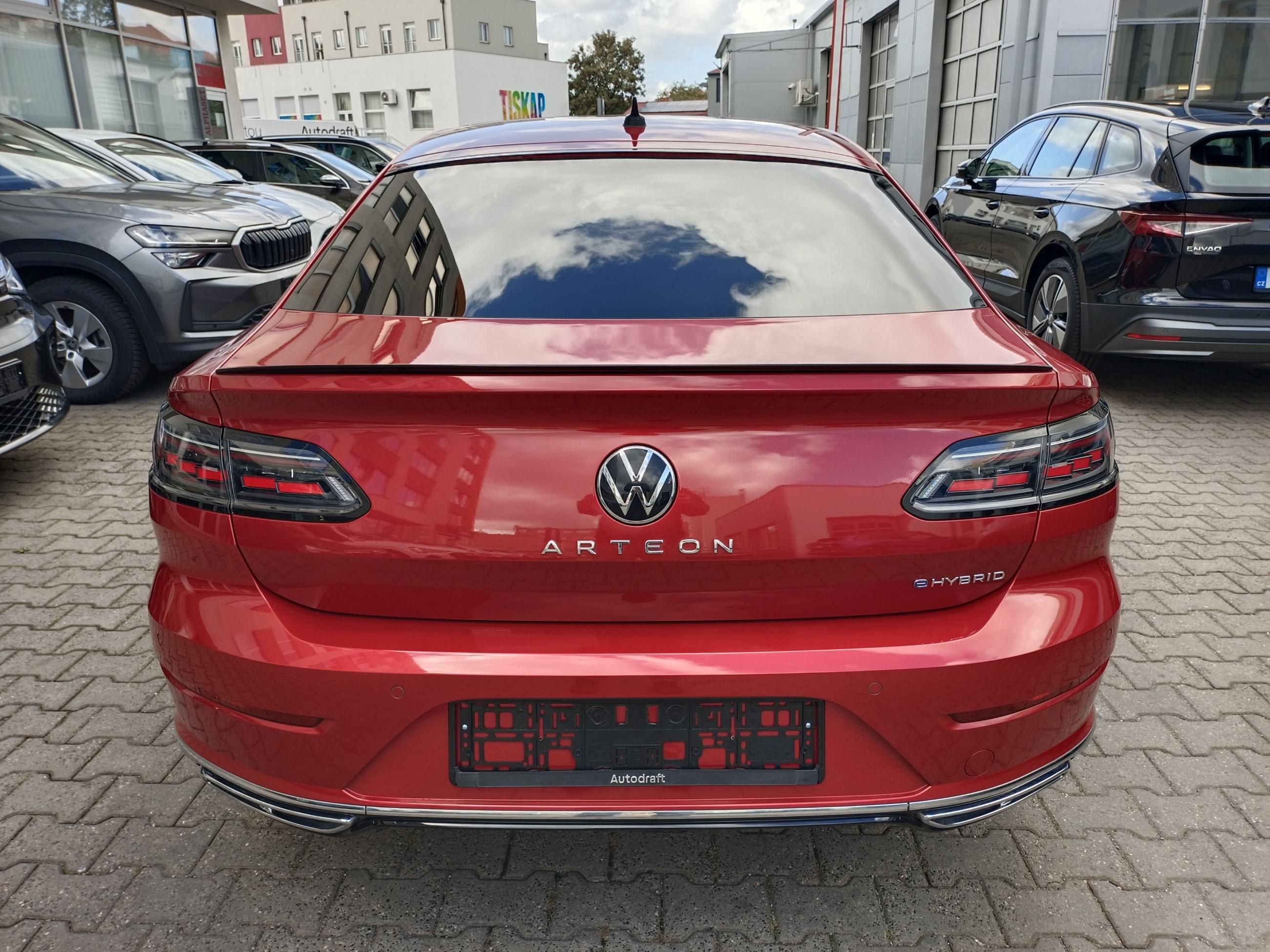 Volkswagen Arteon, R-Line 1.4 TSI eHybrid 160kW - fotka 6