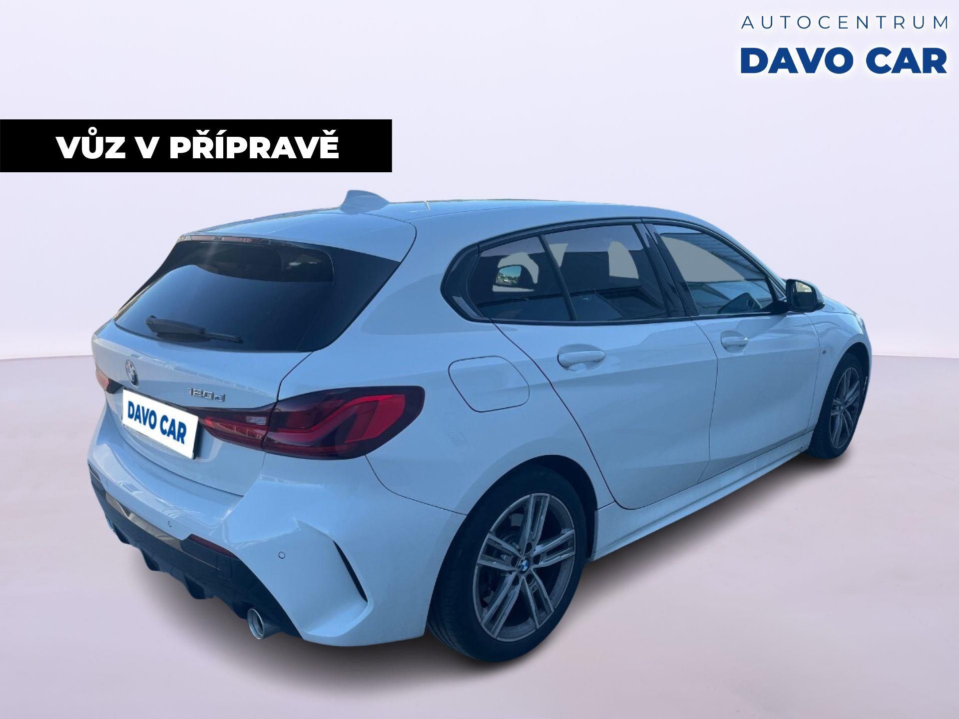 BMW Řada 1, 2,0 120da 140kW M-paket - fotka 5