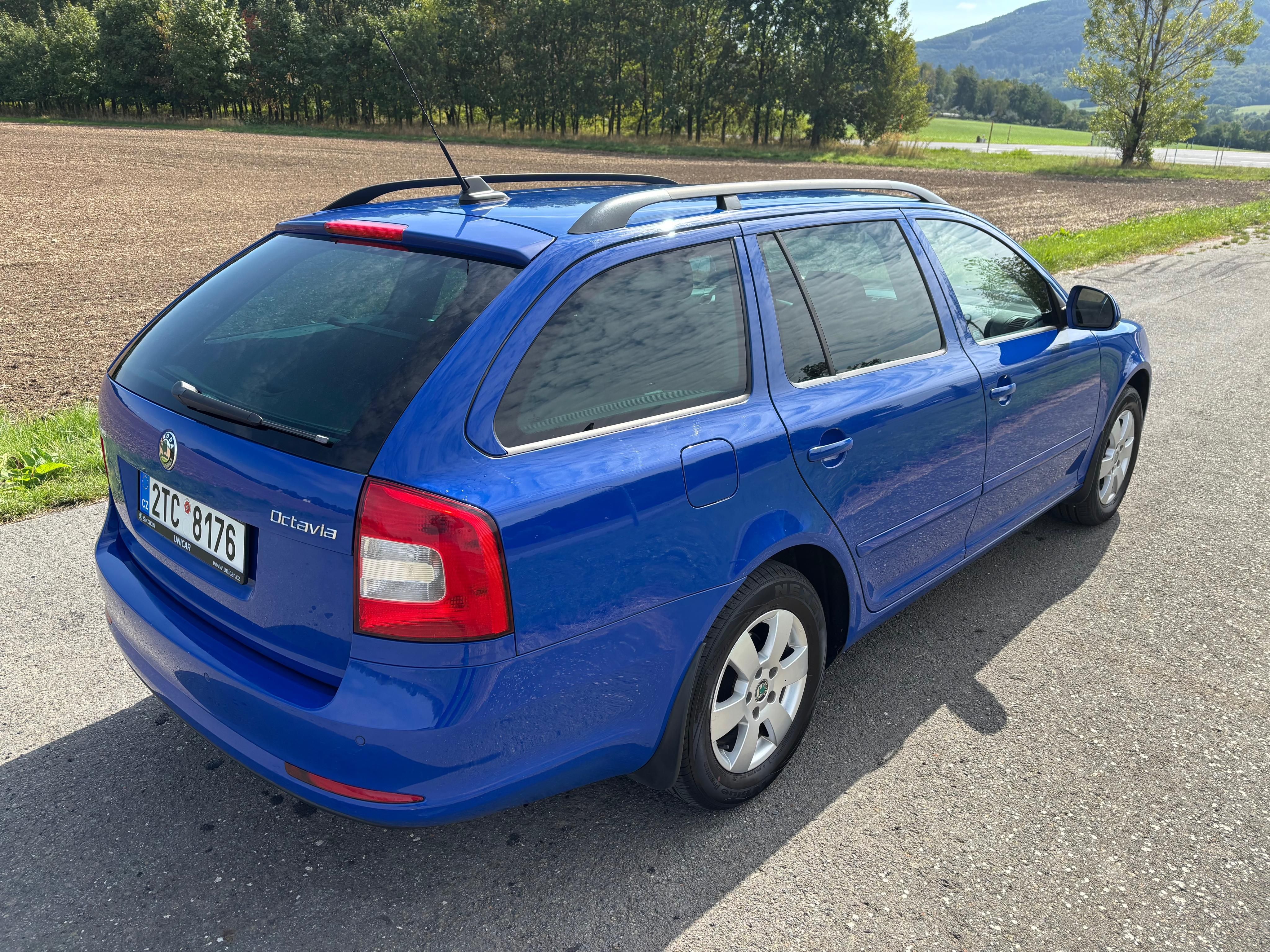 Škoda Octavia, 1.4 TSi 90kw Elegance+Tažné - fotka 4