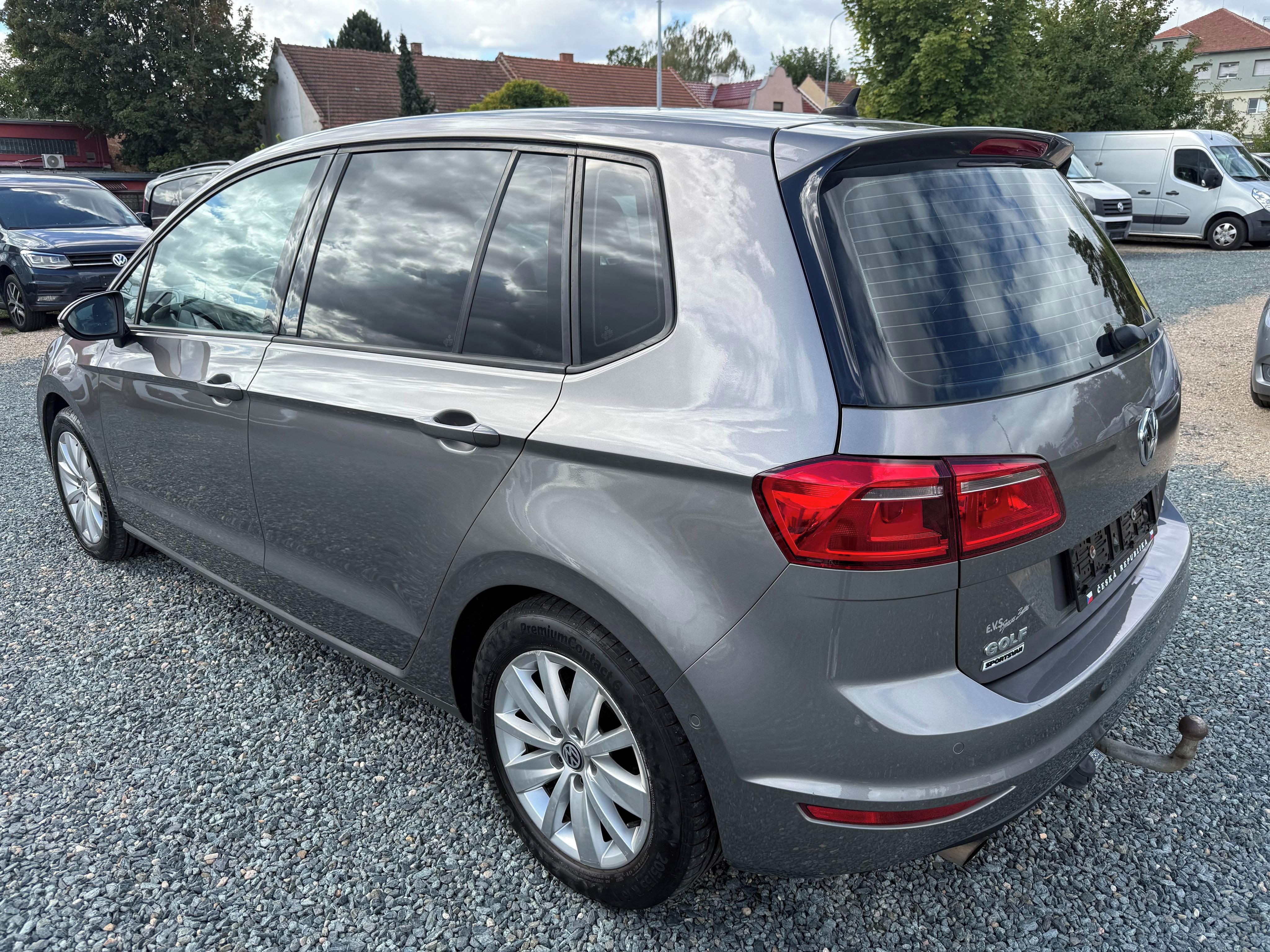 Volkswagen Golf Sportsvan, 1.2 TSi 81Kw Comfortline - fotka 3