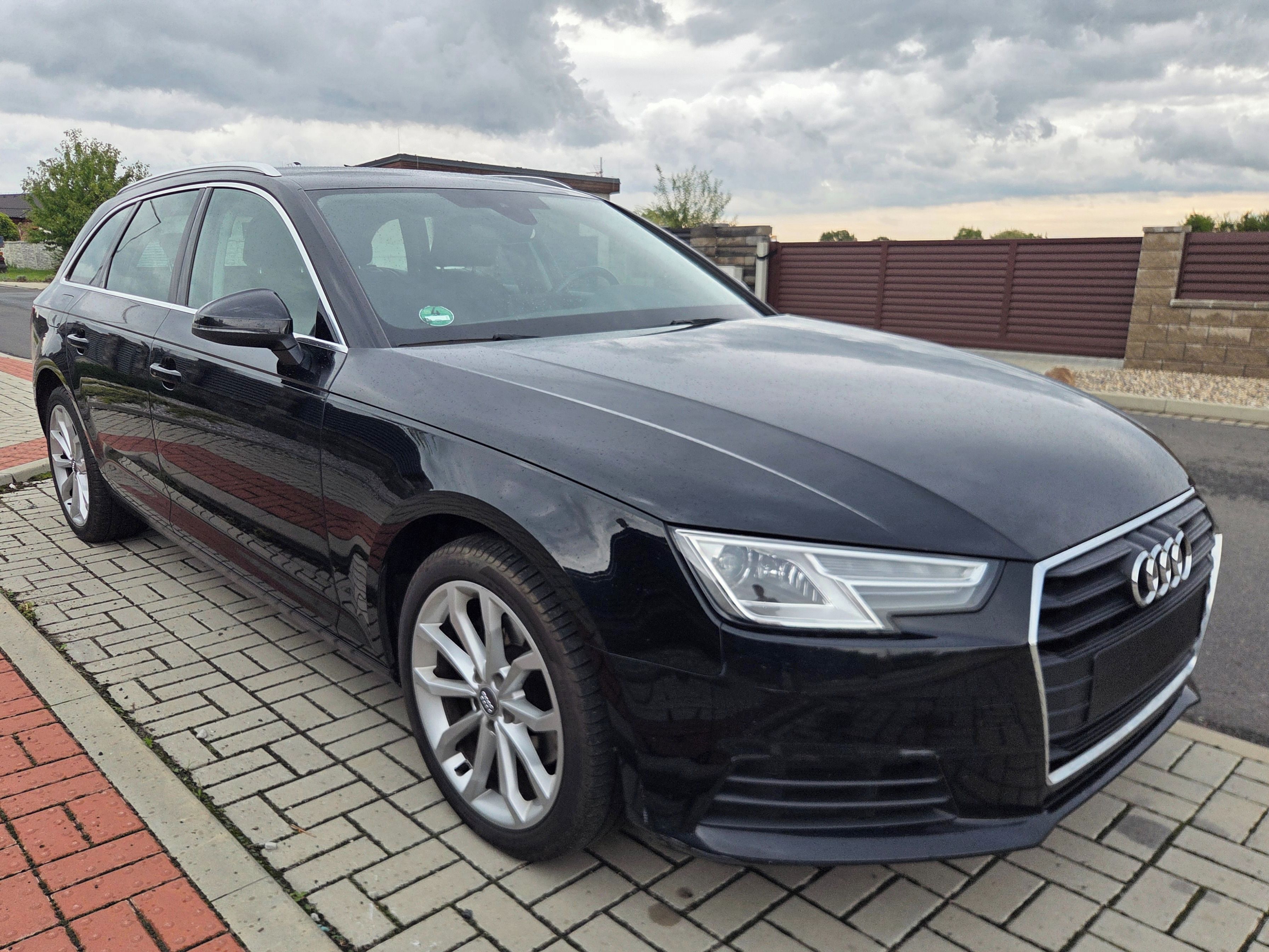 Audi A4, Pravidelný servis Audi - fotka 3