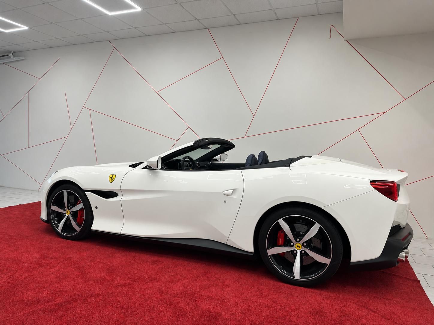 Ferrari Portofino, CAMERA*TEMPOMAT*APPLECARPLAY - fotka 5